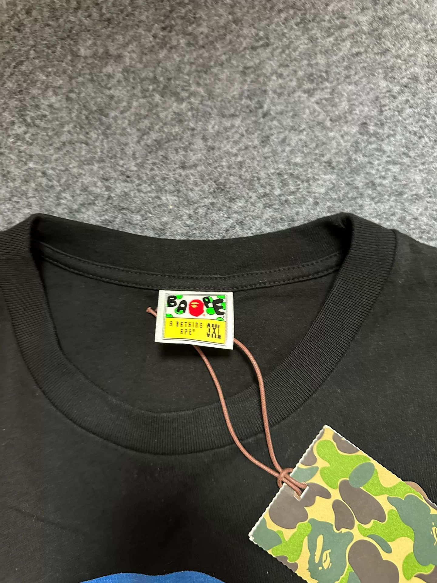 Bape Bape T Multi Shark T-Shirt Casual Size US XXL / EU 58 / 5 - 4 Thumbnail