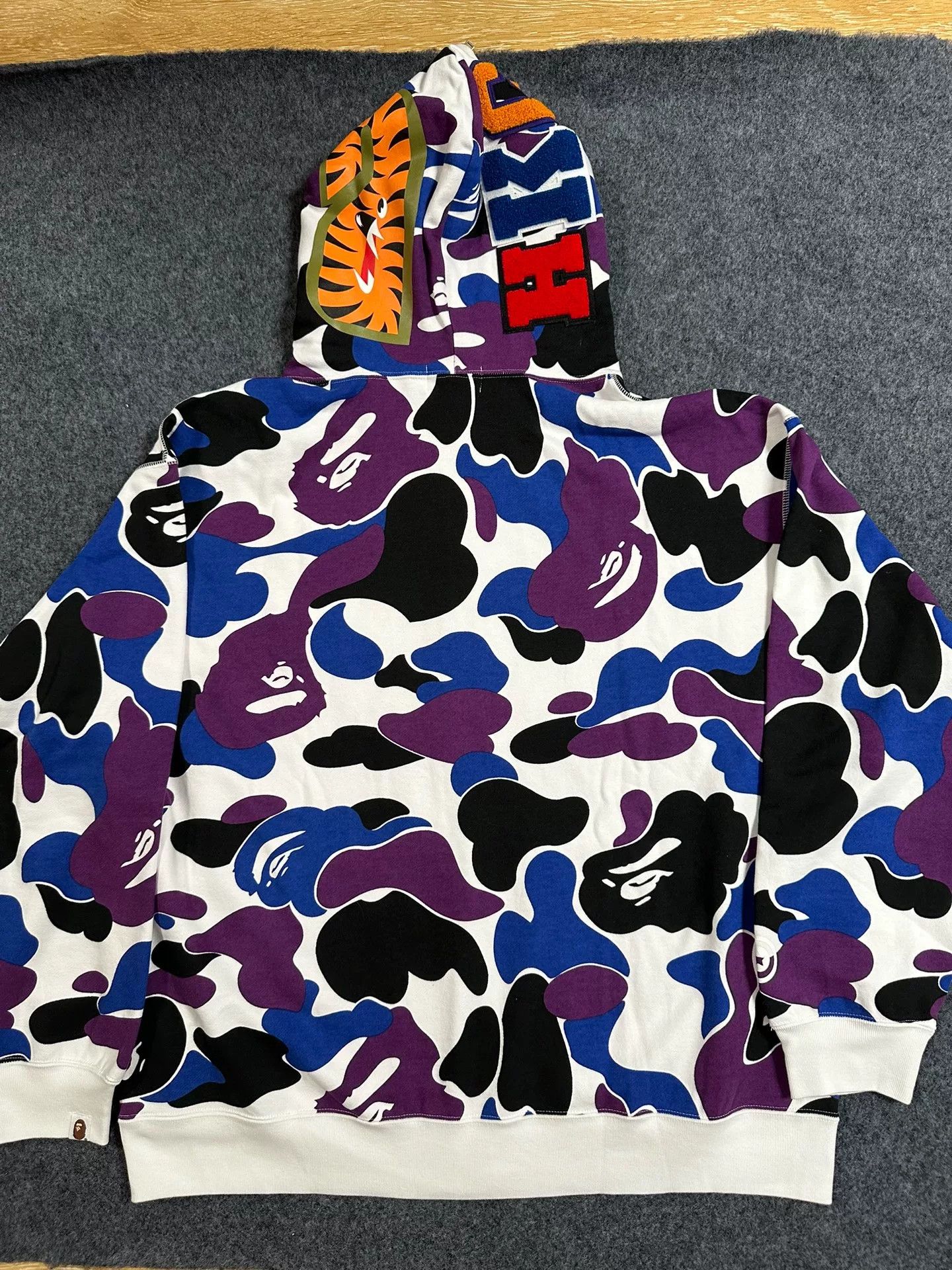 Bape Bape X Multi Shark Sweatshirt Pullover Size US XXL / EU 58 / 5 - 3 Thumbnail