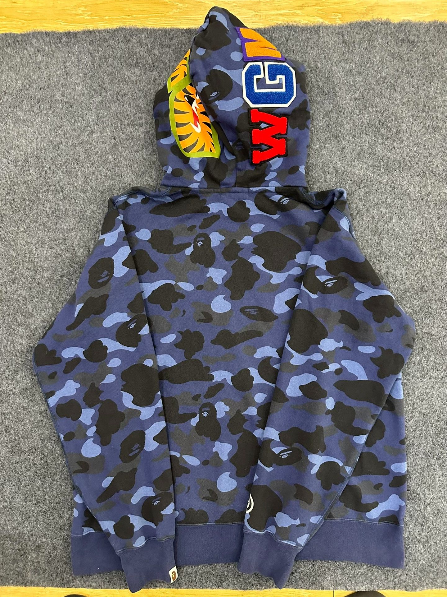 Bape Bape Xx Multi Shark Sweatshirt Size US XXL / EU 58 / 5 - 2 Thumbnail