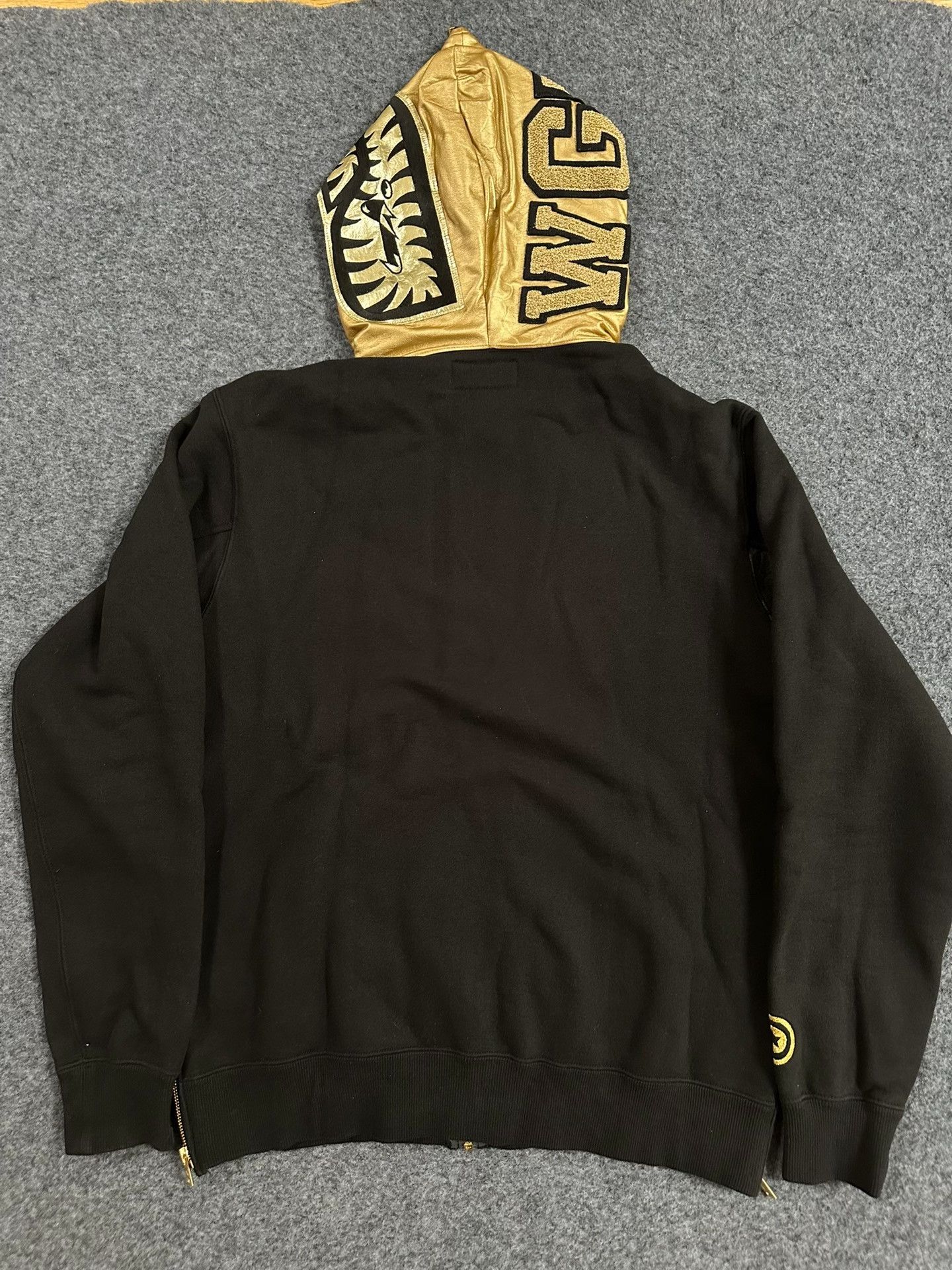 Bape Bape Black-gold Shark Sweatshirt Size US L / EU 52-54 / 3 - 2 Thumbnail