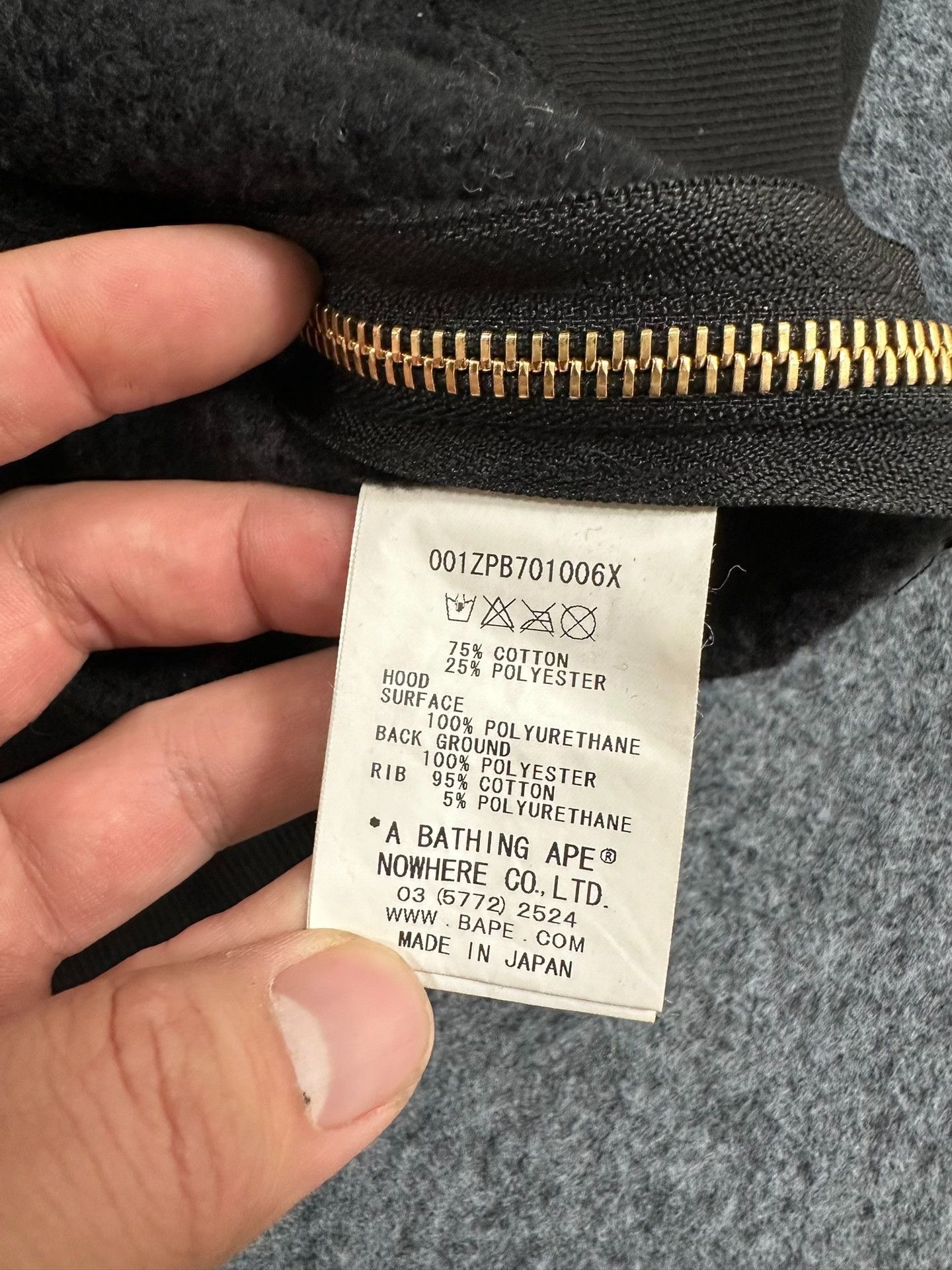 Bape Bape Black-gold Shark Sweatshirt Size US L / EU 52-54 / 3 - 6 Thumbnail