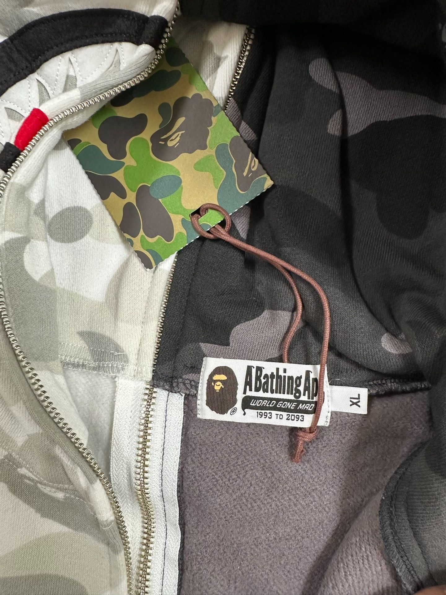 Bape Bape Black-white Shark Sweatshirt Size US XL / EU 56 / 4 - 4 Thumbnail