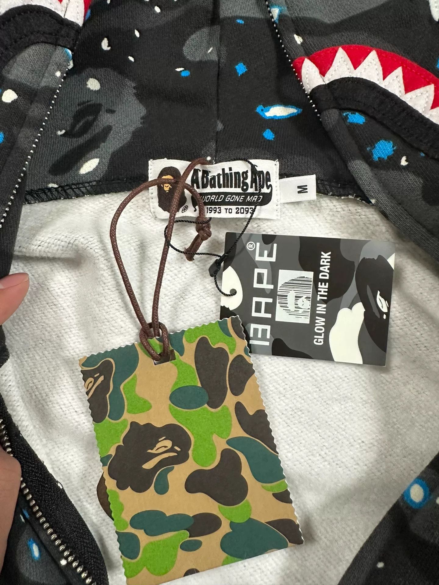 Bape Bape Multi Shark Sweatshirt Pullover Size US M / EU 48-50 / 2 - 6 Thumbnail