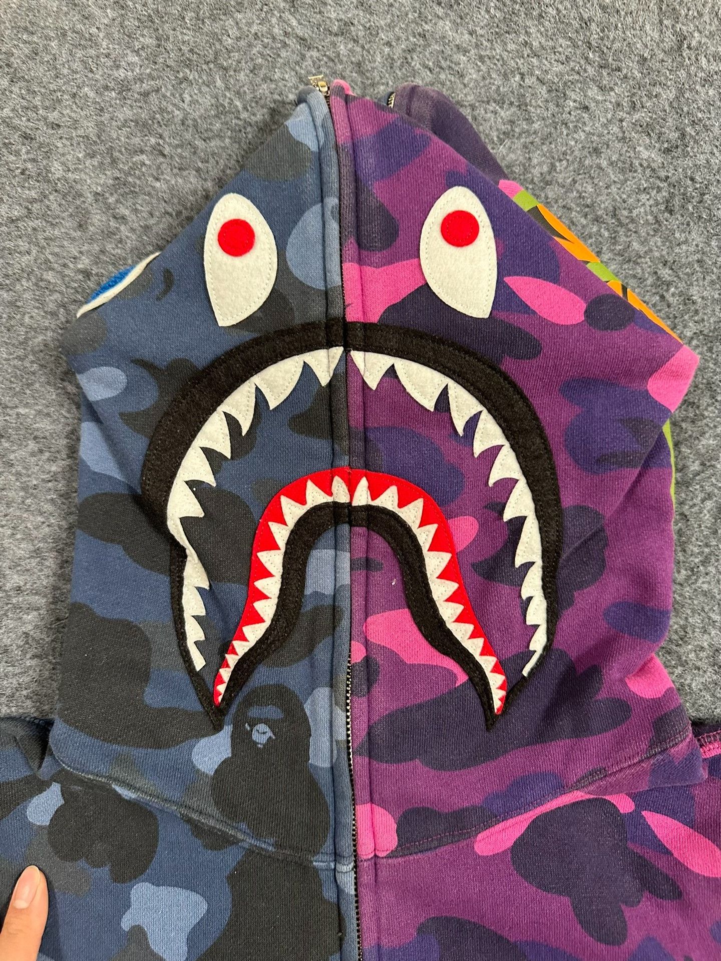 Bape Bape Multi Shark Sweatshirt Pullover Size US XL / EU 56 / 4 - 4 Thumbnail
