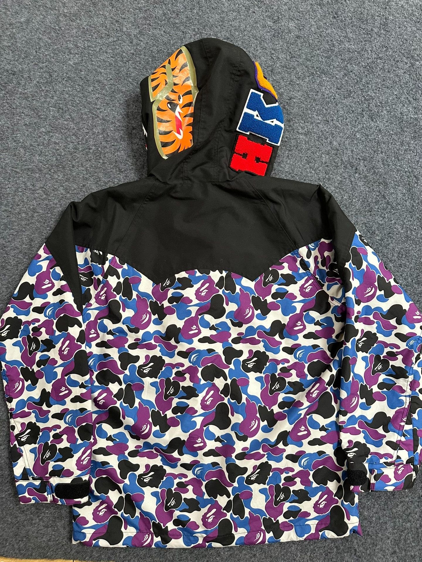 Bape Bape Multi Shark Jacket Outerwear Size US S / EU 44-46 / 1 - 3 Thumbnail