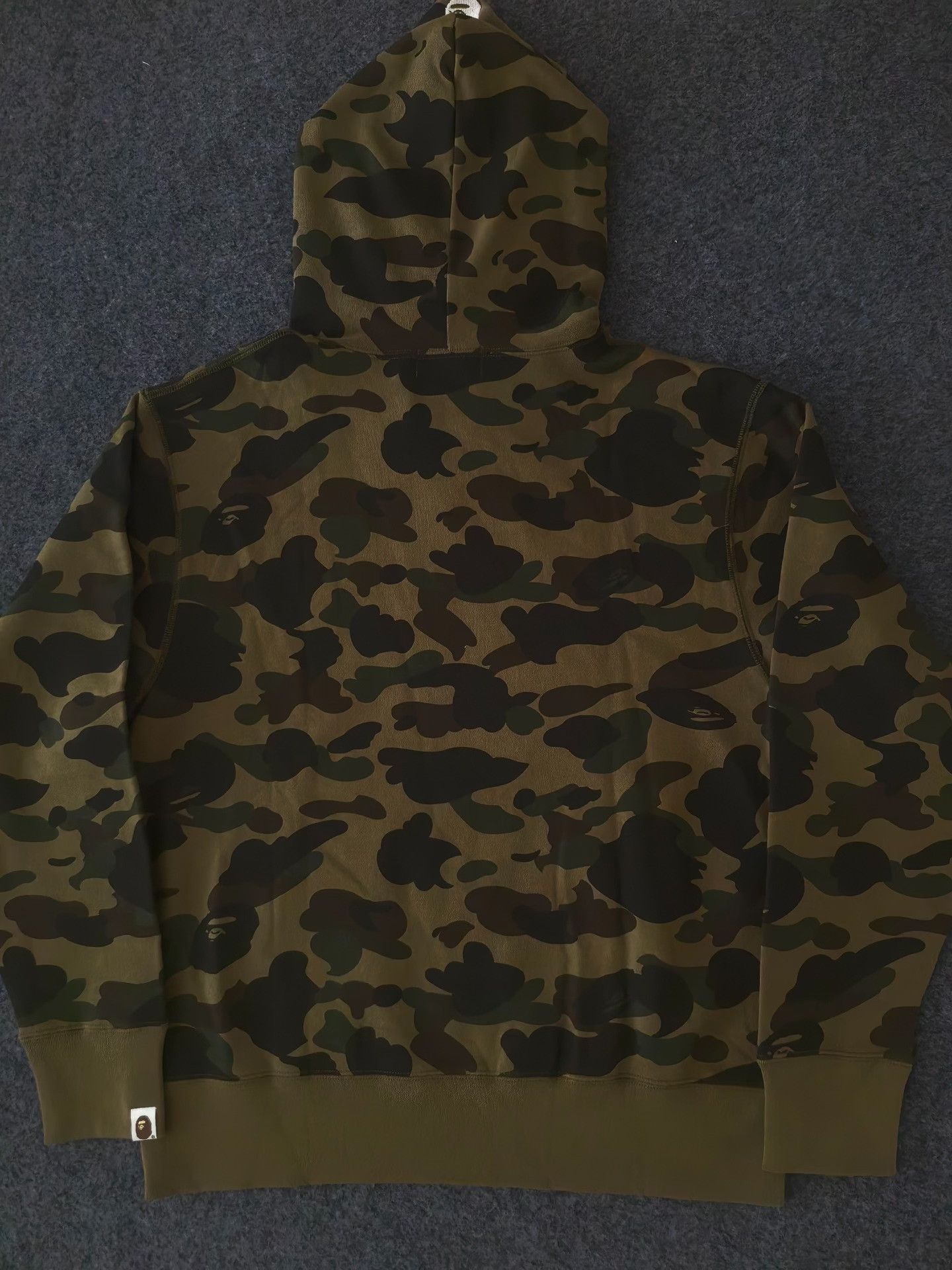 Bape Bape Multi Shark Sweatshirt Pullover Size US M / EU 48-50 / 2 - 2 Thumbnail