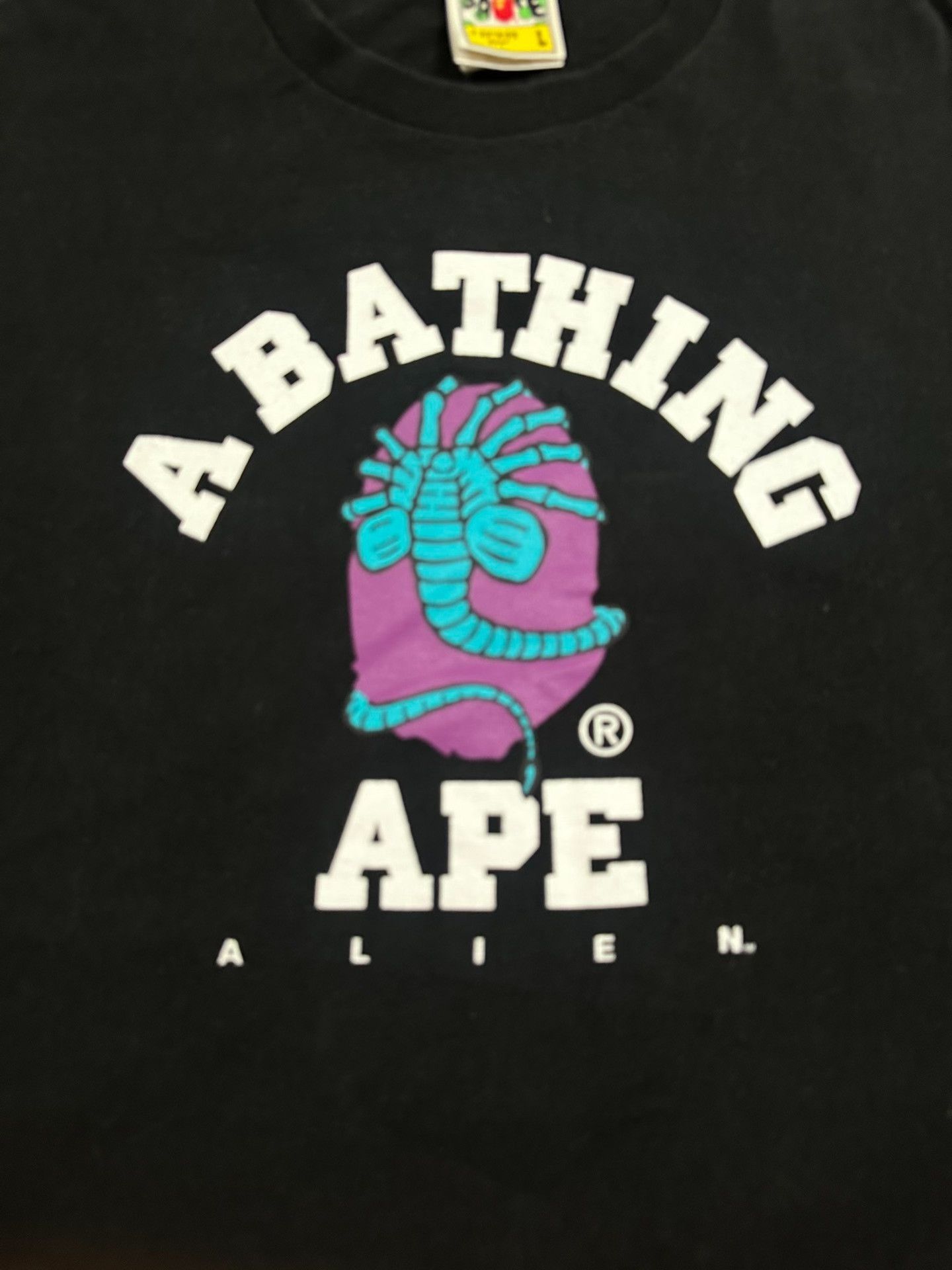 Bape Bape T Multi Shark T-Shirt Casual Size US L / EU 52-54 / 3 - 4 Thumbnail