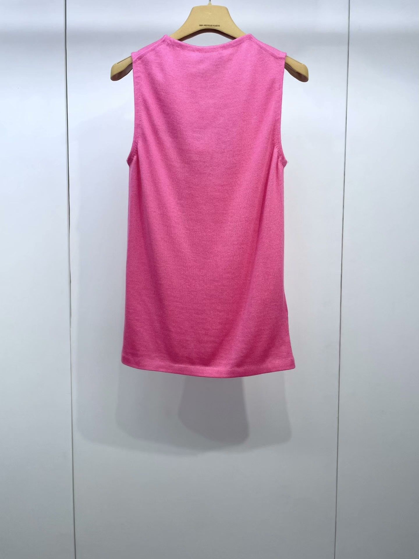 Miu Miu Miu Miu Pink Jacquard Logo Knit Vest Size XS / US 0-2 / IT 36-38 - 2 Thumbnail