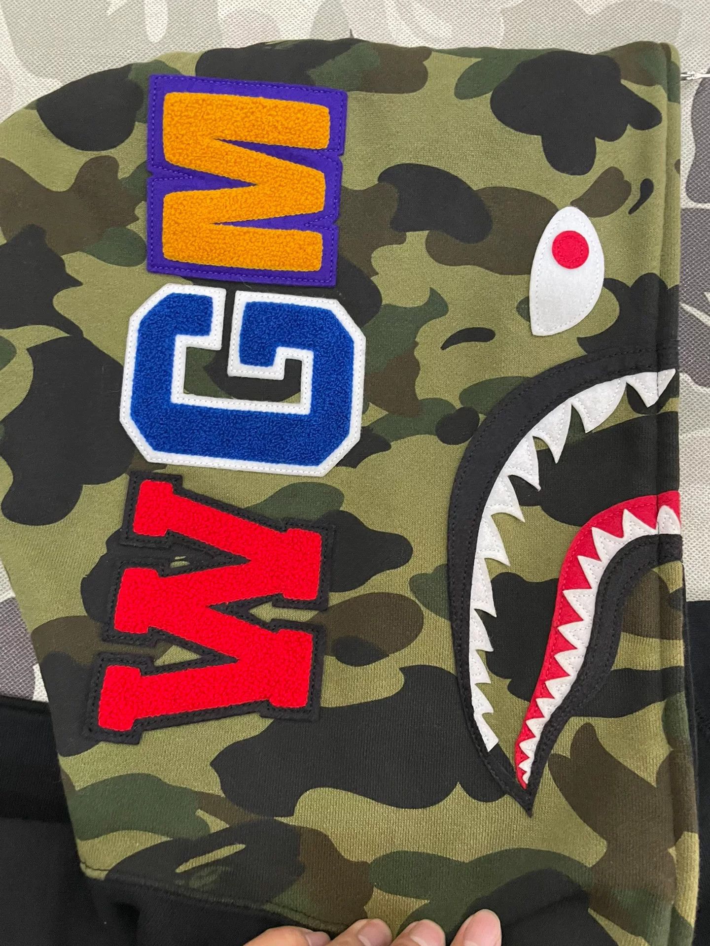 Bape Bape Shark Sweatshirt Pullover Size US L / EU 52-54 / 3 - 4 Thumbnail