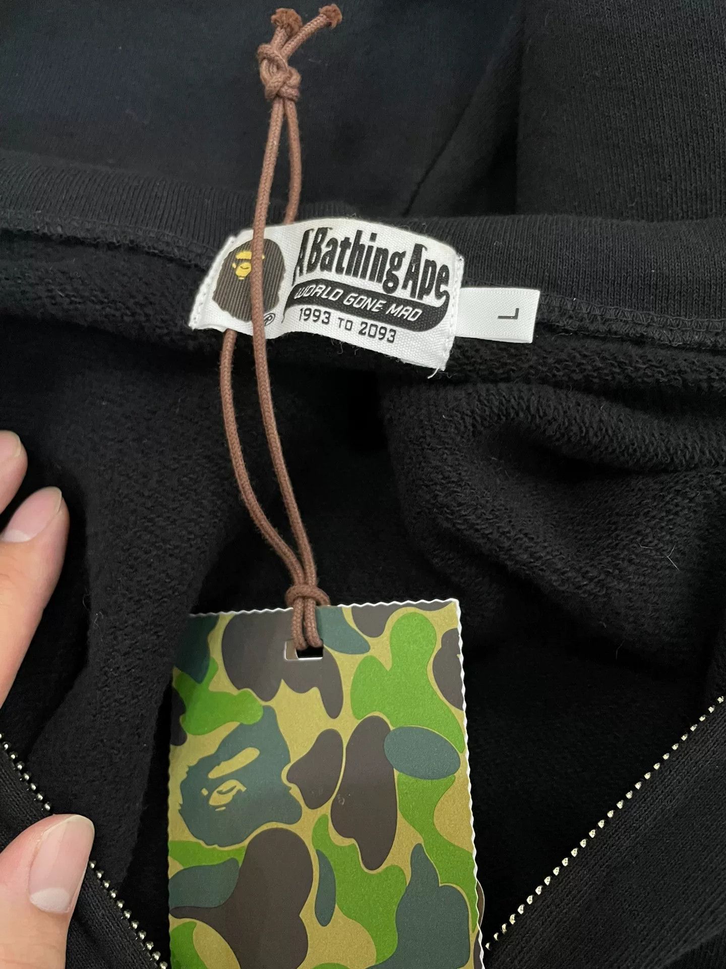 Bape Bape Shark Sweatshirt Pullover Size US L / EU 52-54 / 3 - 6 Thumbnail