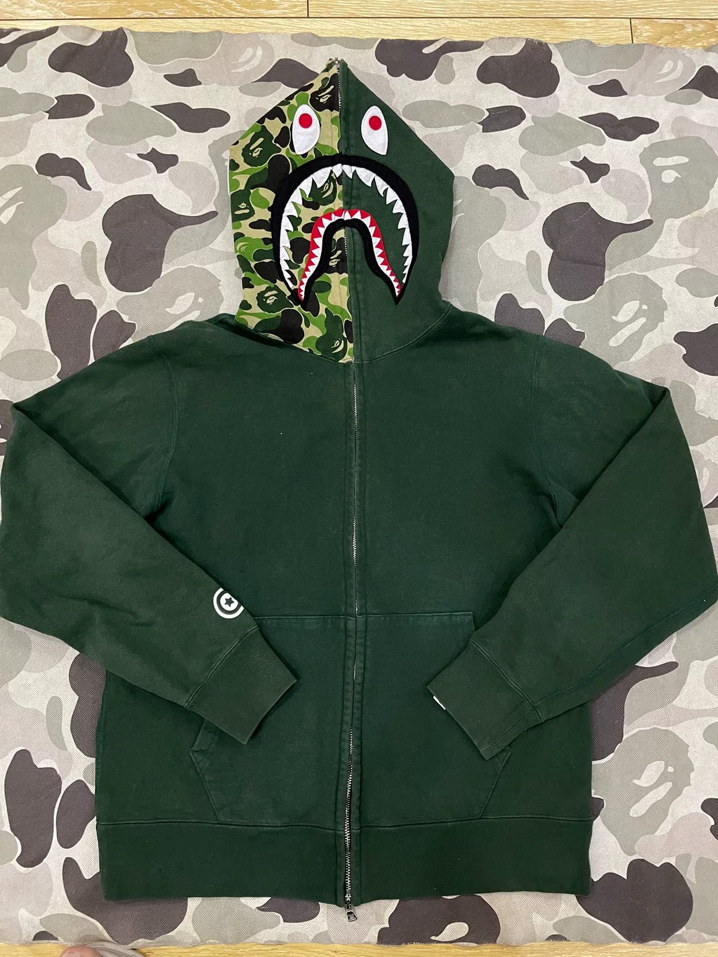 Bape Bape Multi Shark Sweatshirt Pullover Size US XL / EU 56 / 4 - 4 Thumbnail