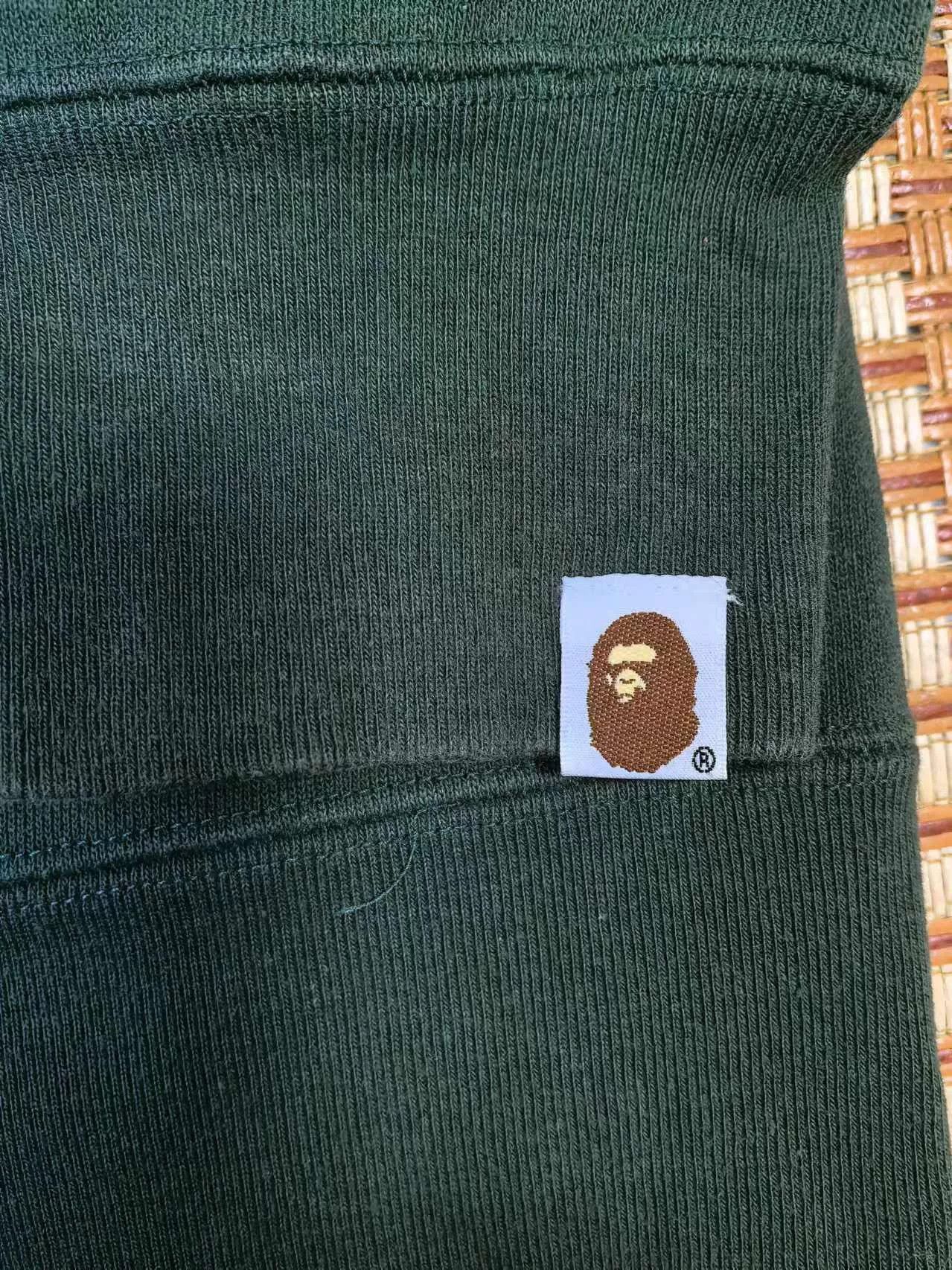 Bape Bape Multi Shark Sweatshirt Pullover Size US L / EU 52-54 / 3 - 4 Thumbnail