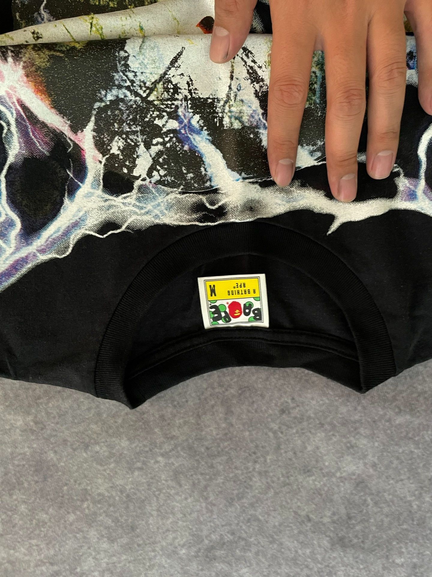 Bape Bape T Multi Shark T-Shirt Casual Size US M / EU 48-50 / 2 - 4 Thumbnail