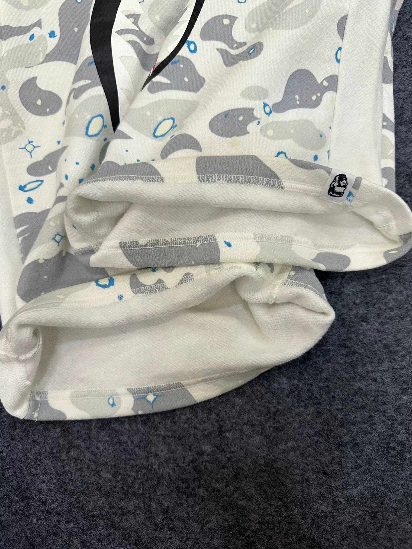 Bape Bape Multi Shark Shorts Designer Size US 34 / EU 50 - 4 Thumbnail