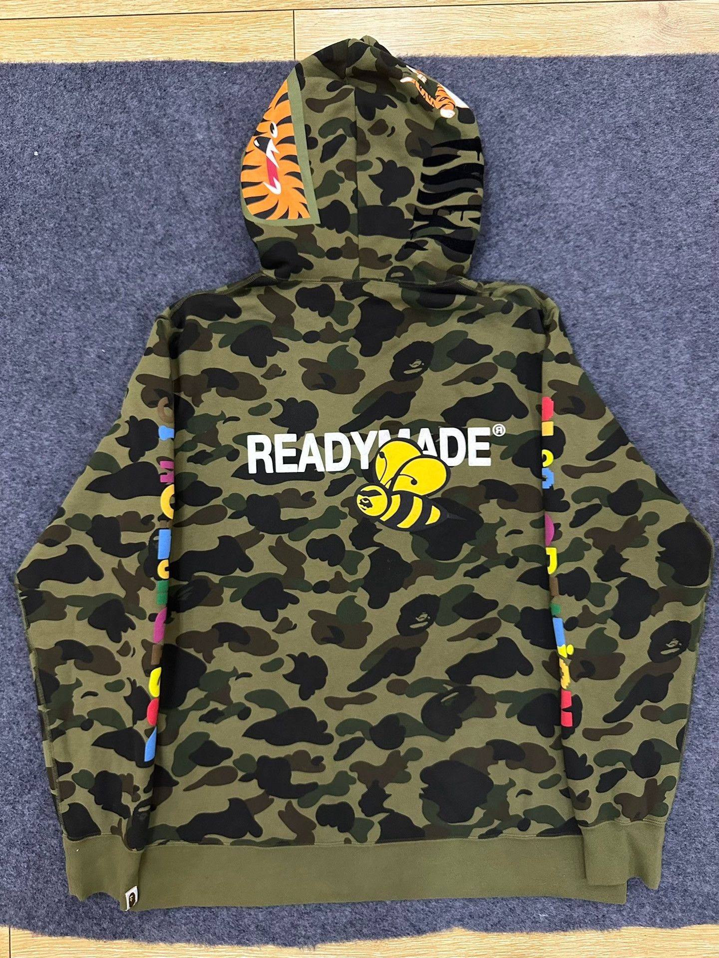 Bape Bape Ready Ade Multi Shark Sweatshirt Size US XXL / EU 58 / 5 - 2 Thumbnail