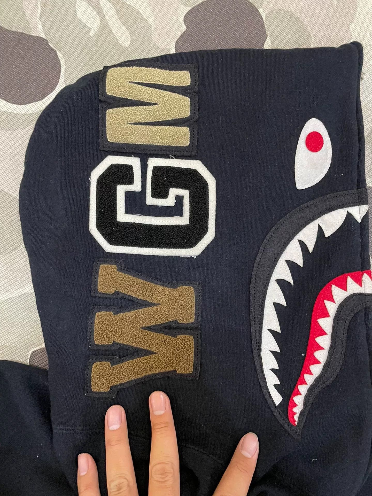 Bape Bape Shark Sweatshirt Pullover Size US M / EU 48-50 / 2 - 3 Thumbnail