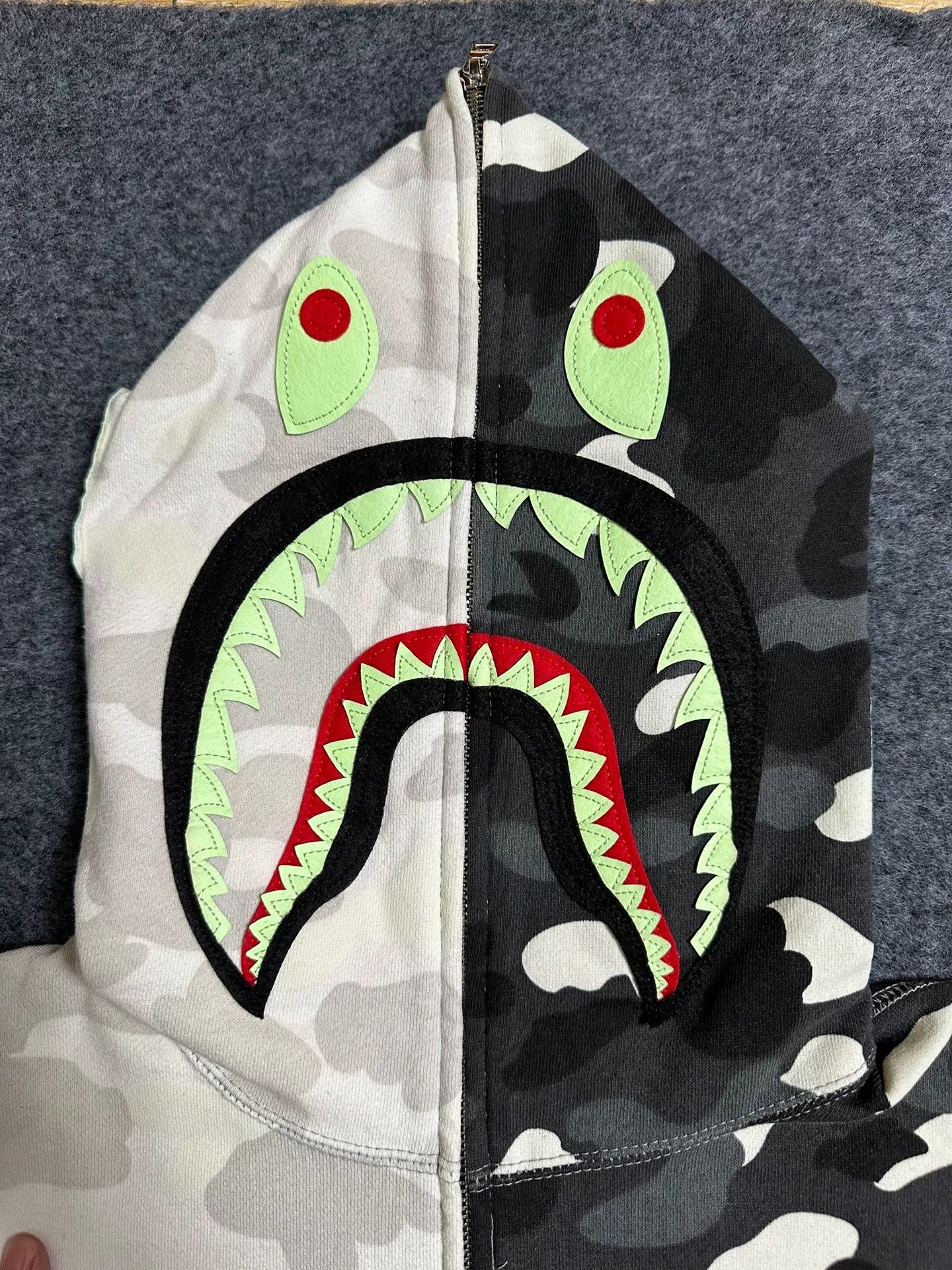 Bape Bape Black-white Shark Sweatshirt Size US XL / EU 56 / 4 - 3 Thumbnail