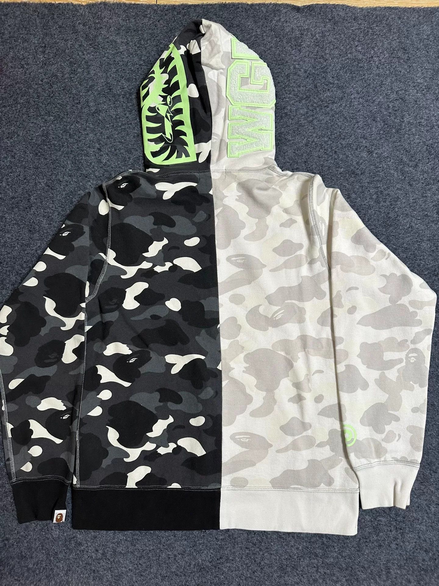 Bape Bape Black-white Shark Sweatshirt Size US XL / EU 56 / 4 - 2 Thumbnail