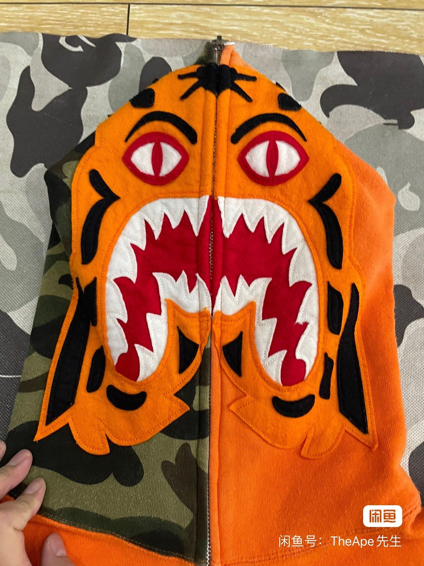 Bape Bape Orange Shark Sweatshirt Pullover Size US XL / EU 56 / 4 - 2 Thumbnail