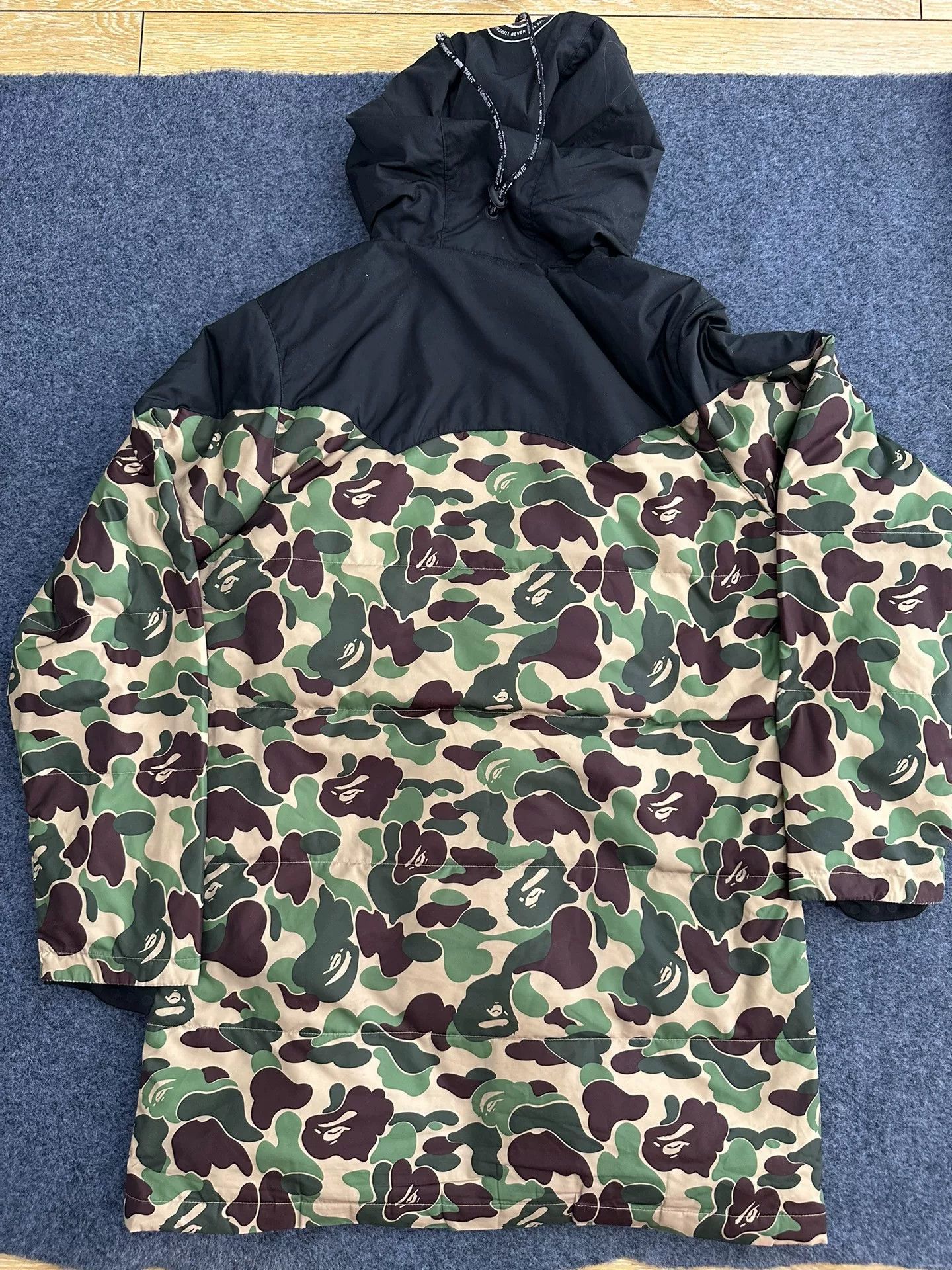 Bape Bape Pu A Multi Shark Collab Designer Size US M / EU 48-50 / 2 - 2 Thumbnail