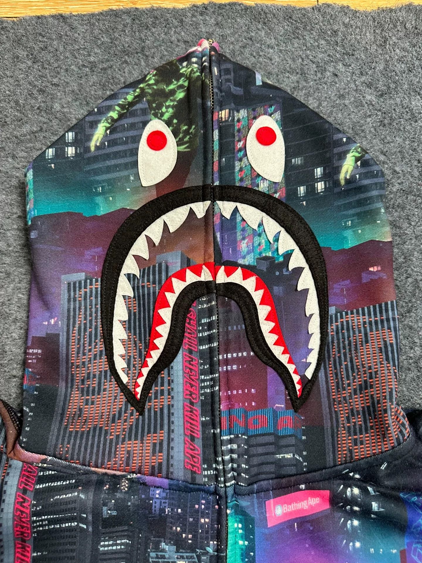 Bape Bape X Multi Shark Sweatshirt Pullover Size US XXL / EU 58 / 5 - 3 Thumbnail