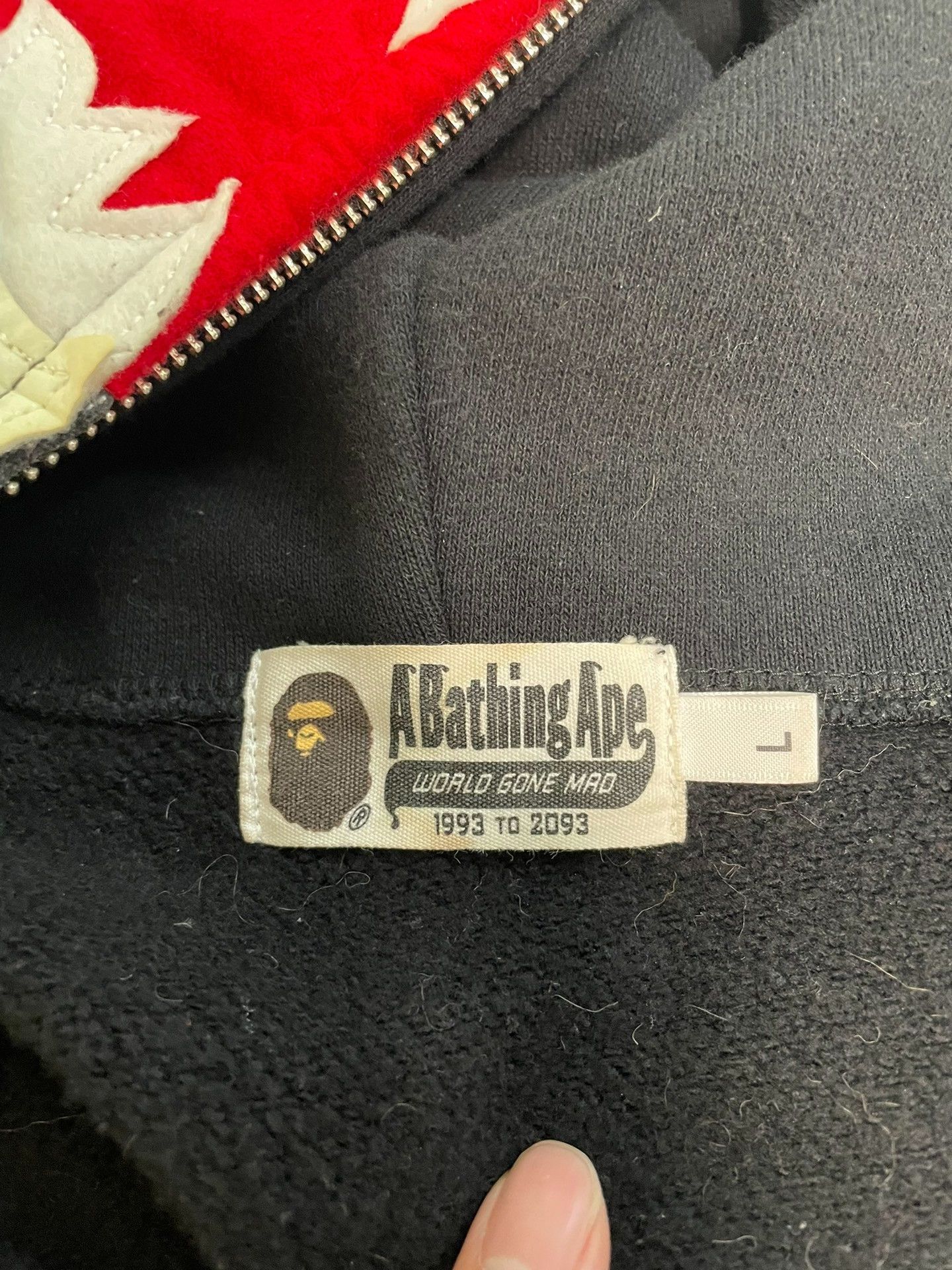 Bape Bape Multi Shark Sweatshirt Pullover Size US L / EU 52-54 / 3 - 5 Thumbnail