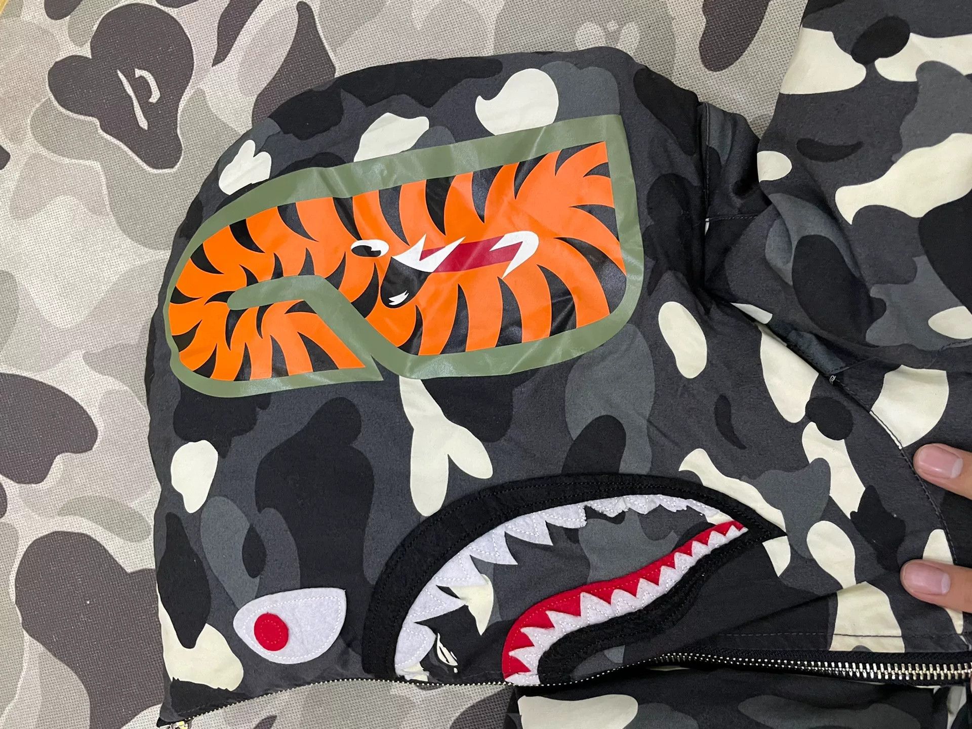 Bape Bape Shark Denim Designer Casual Size US 36 / EU 52 - 4 Thumbnail