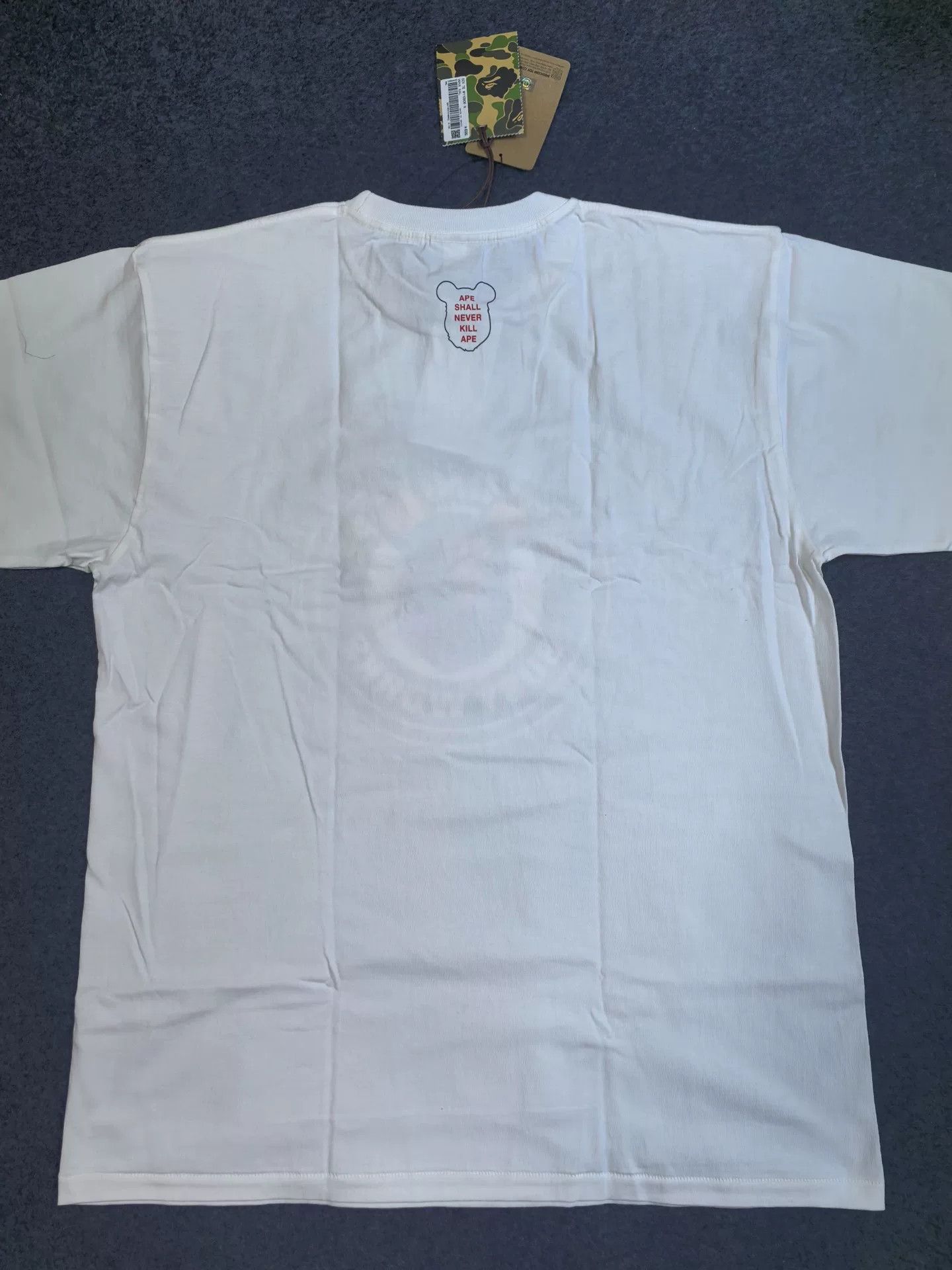 Bape Bape T Multi Glow T-Shirt Casual Size US XXL / EU 58 / 5 - 6 Thumbnail