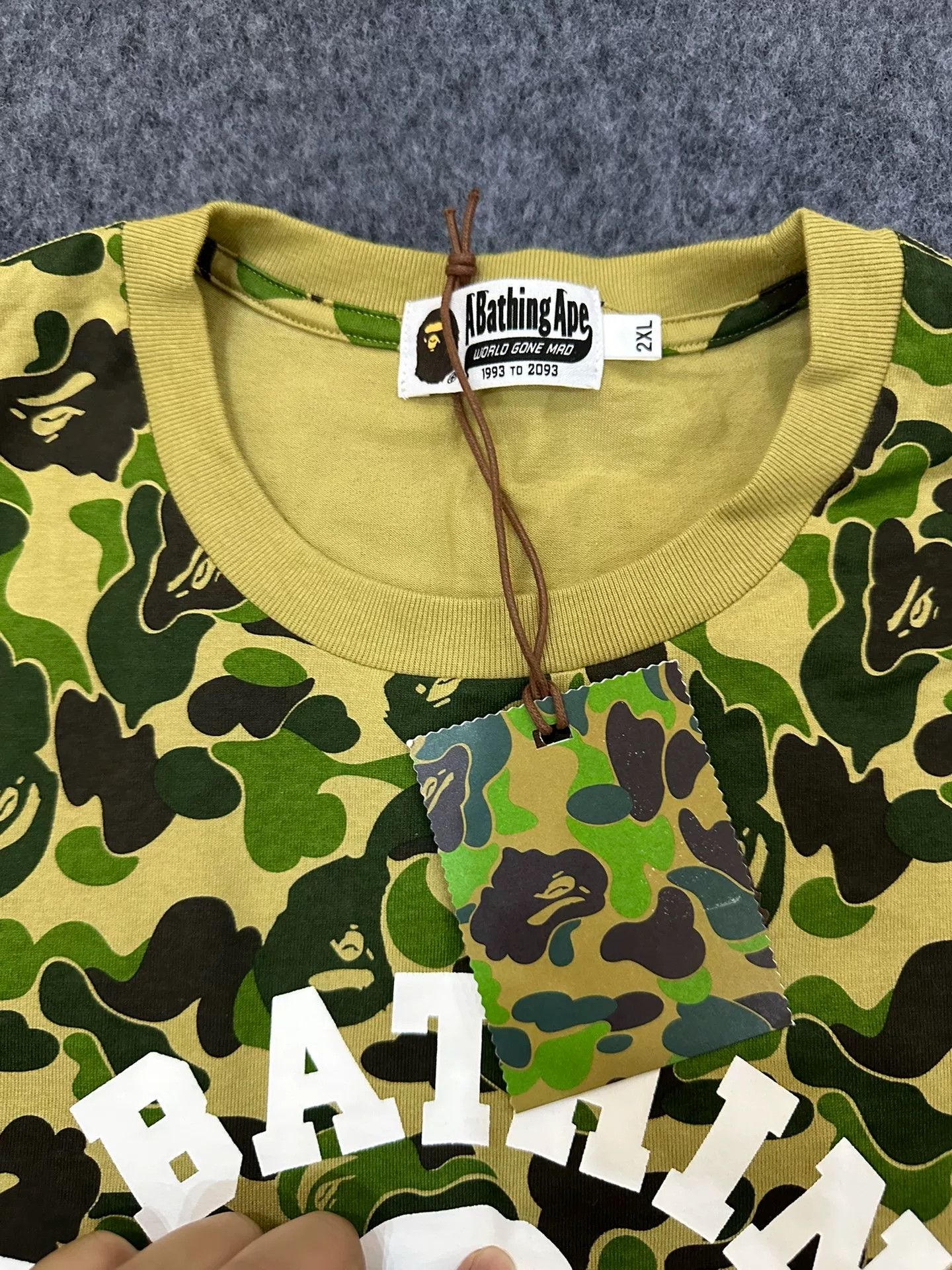 Bape Bape T Multi Shark T-Shirt Casual Size US XXL / EU 58 / 5 - 4 Thumbnail