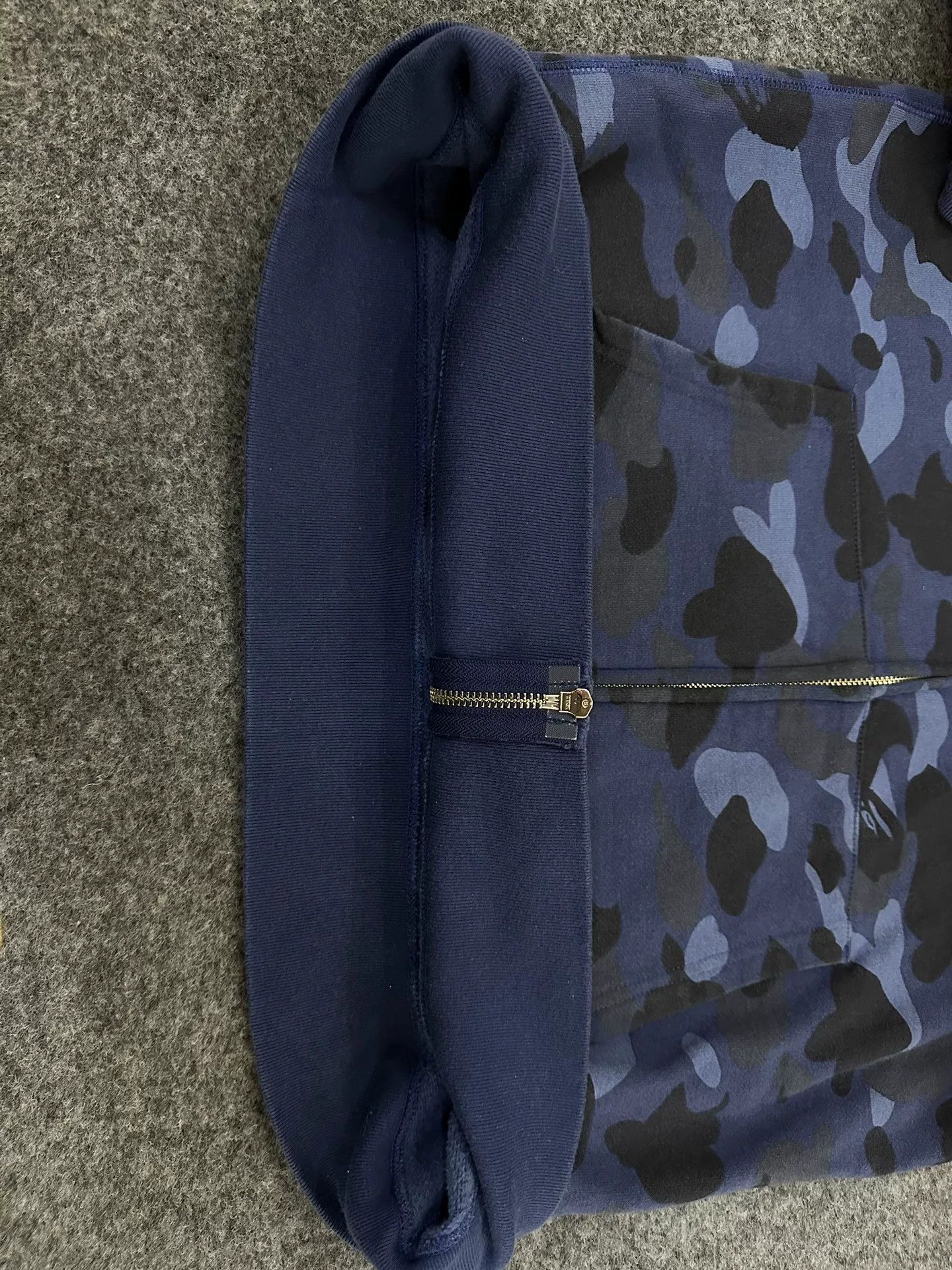 Bape Bape P G Multi Shark Sweatshirt Size US XL / EU 56 / 4 - 6 Thumbnail