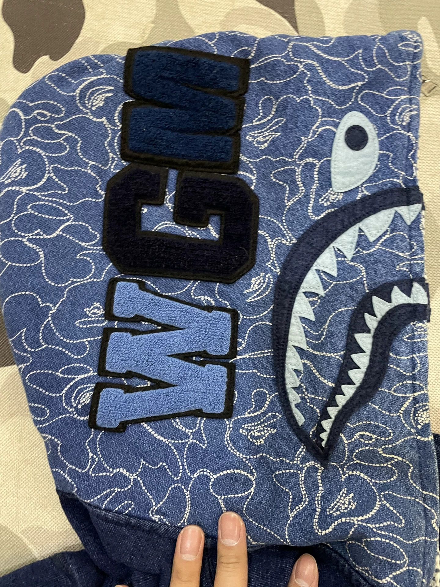 Bape Bape Shark Sweatshirt Pullover Size US L / EU 52-54 / 3 - 3 Thumbnail