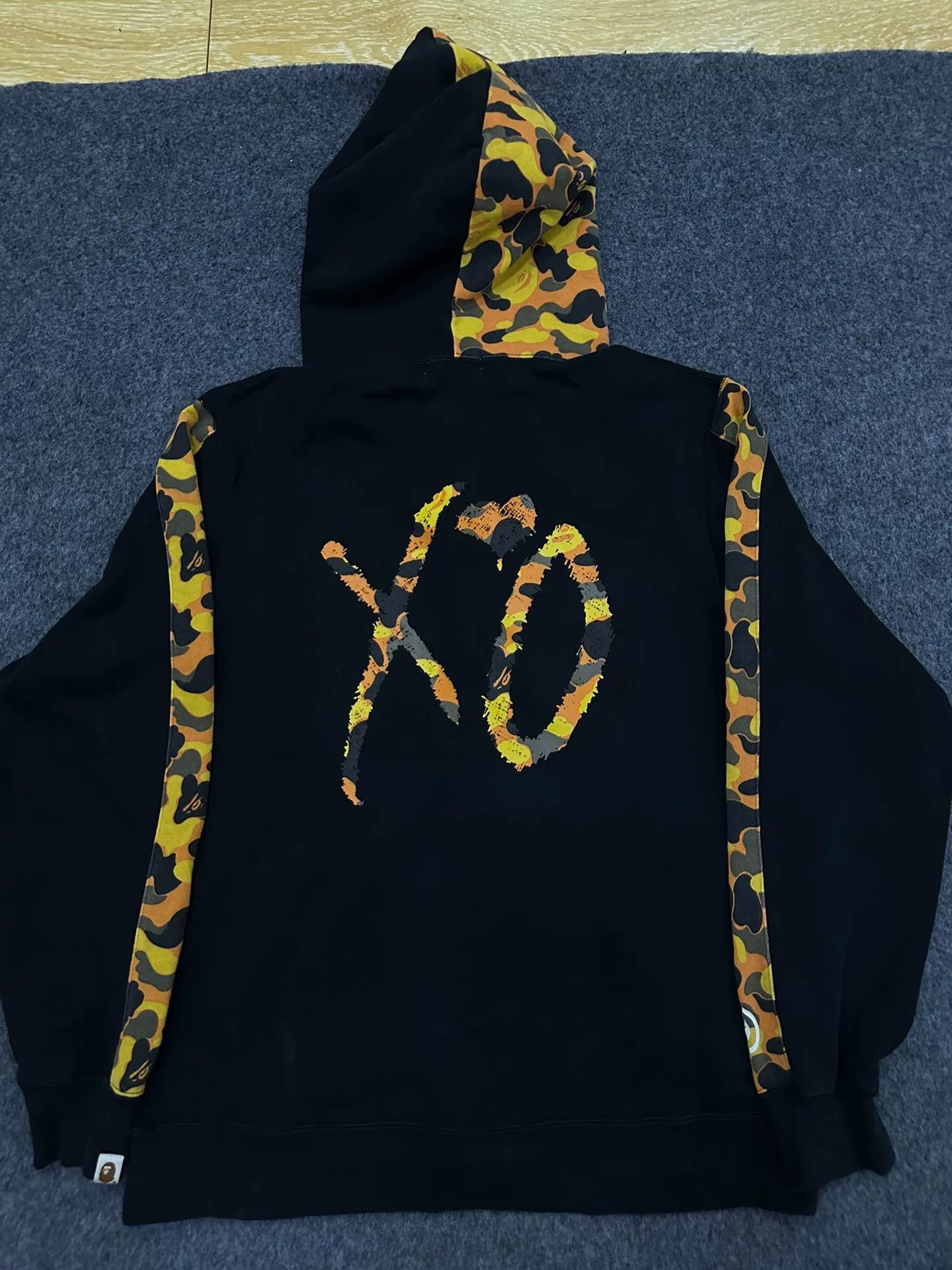 Bape Bape Xo Multi Shark Sweatshirt Size US XXL / EU 58 / 5 - 2 Thumbnail