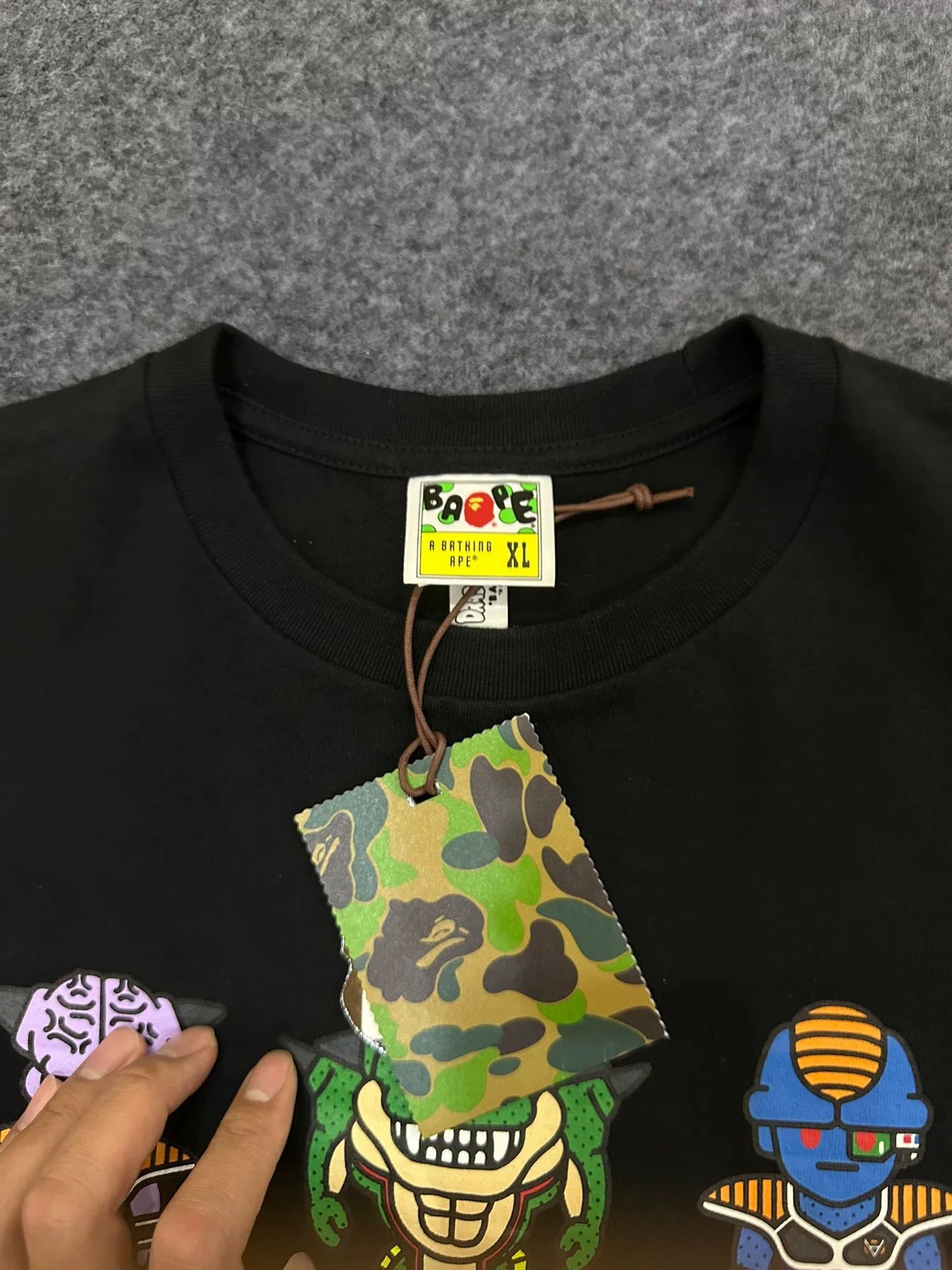 Bape Bape T Multi Shark T-Shirt Casual Size US XL / EU 56 / 4 - 4 Thumbnail