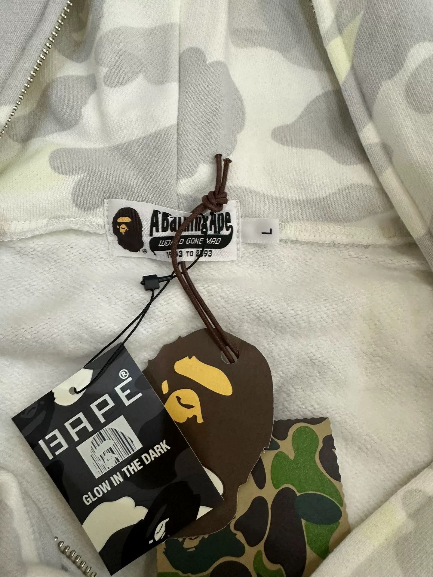 Bape Bape Multi Shark Sweatshirt Pullover Size US XL / EU 56 / 4 - 6 Thumbnail