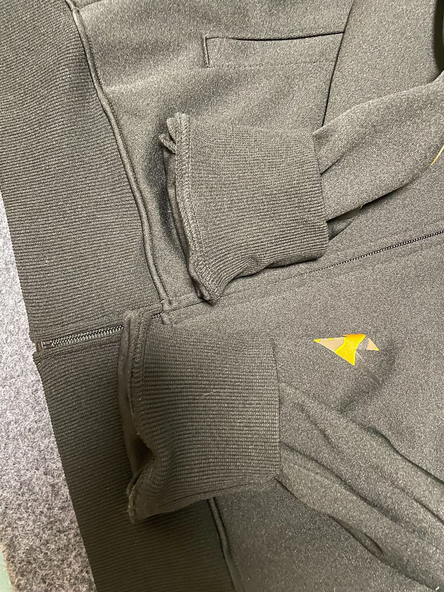Bape Bape Xo Multi Shark Sweatshirt Size US L / EU 52-54 / 3 - 4 Thumbnail