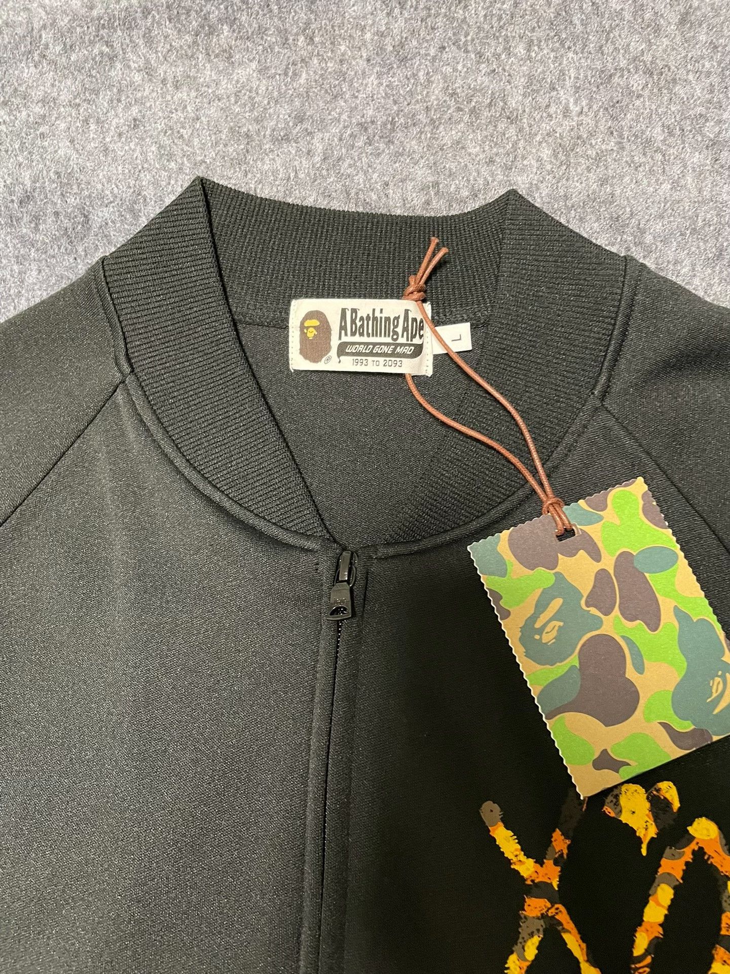 Bape Bape Xo Multi Shark Sweatshirt Size US L / EU 52-54 / 3 - 3 Thumbnail