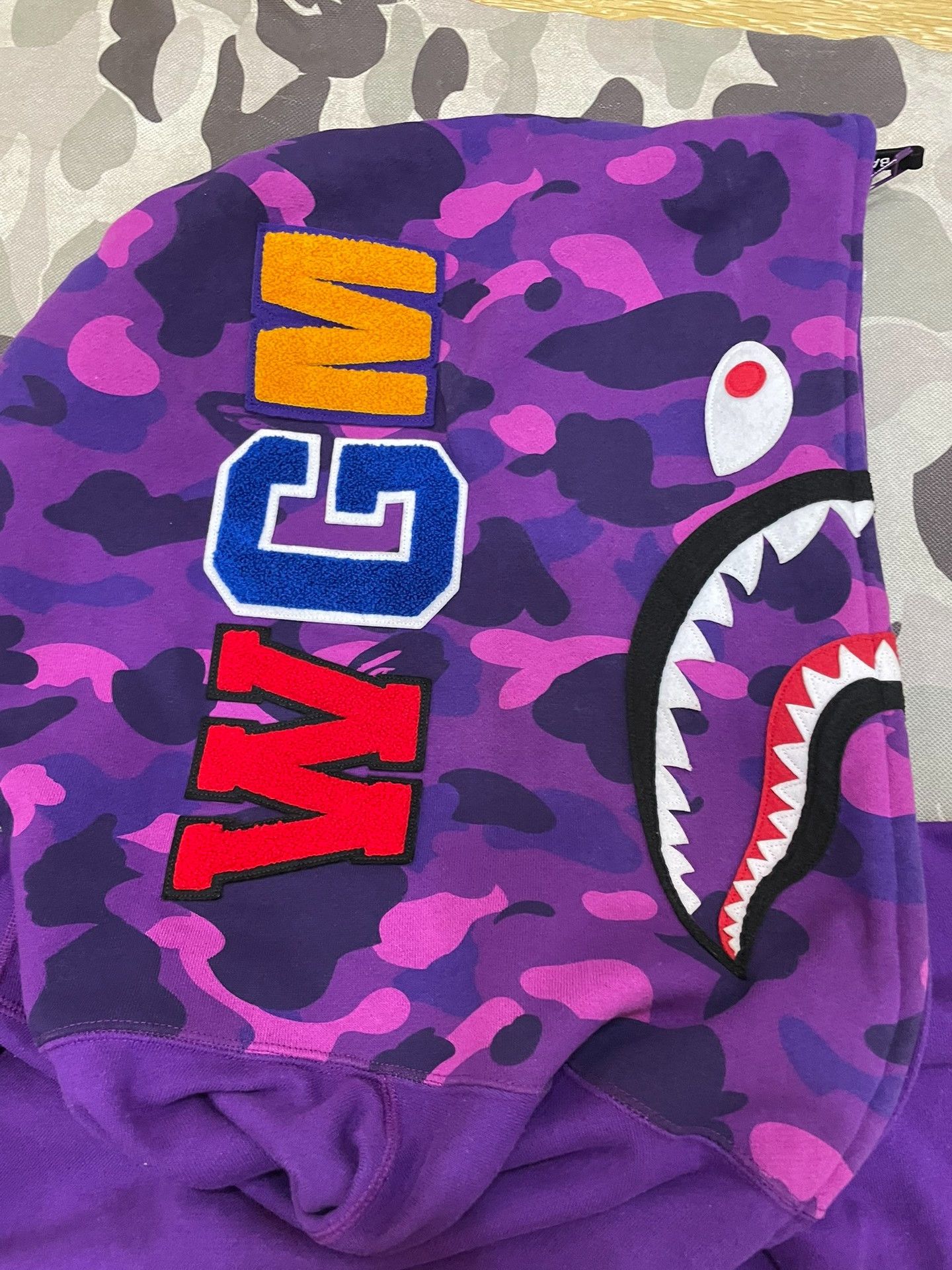 Bape Bape X Multi Shark Sweatshirt Pullover Size US XXL / EU 58 / 5 - 3 Thumbnail
