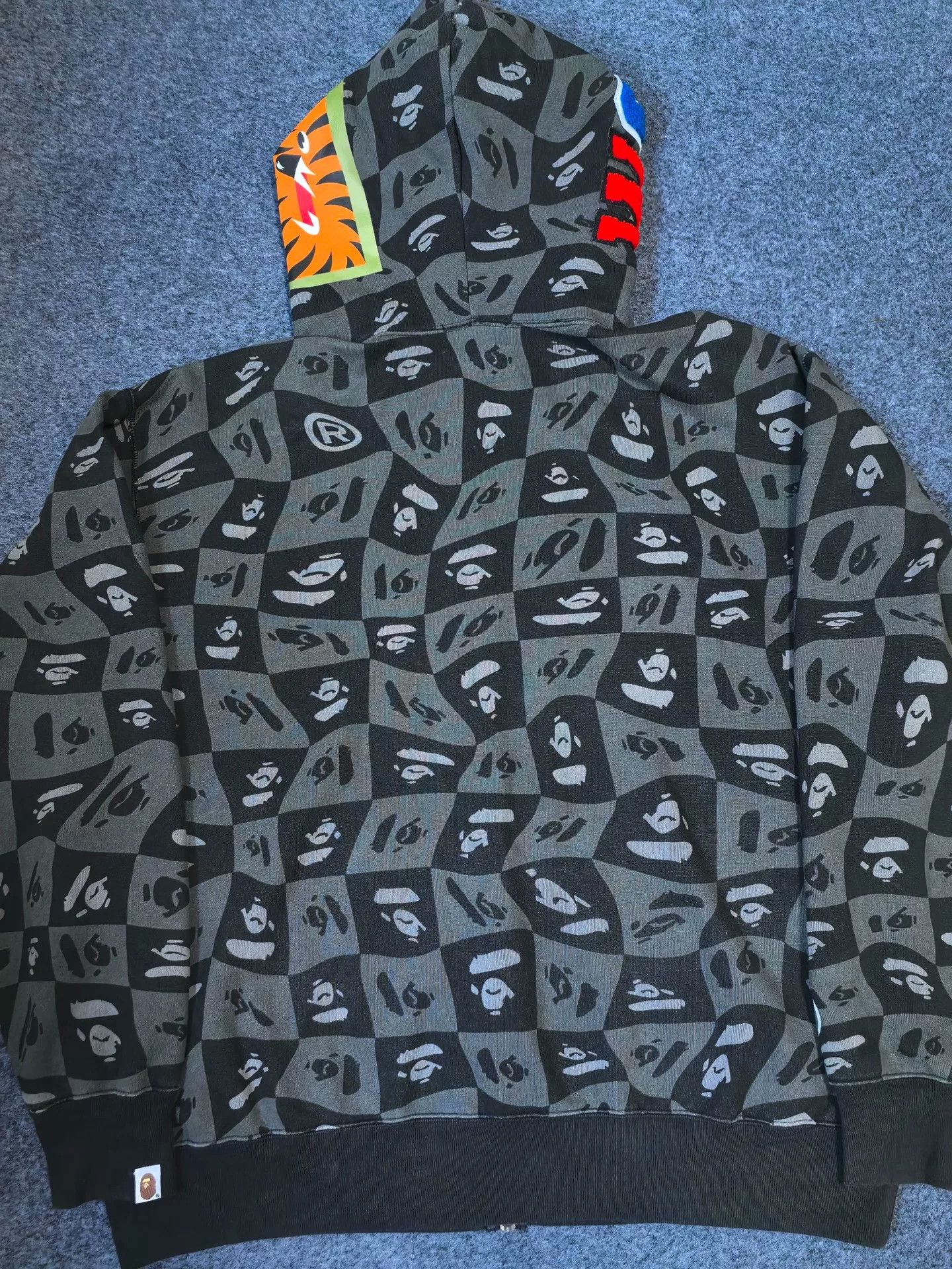 Bape Bape X Multi Shark Sweatshirt Pullover Size US XXL / EU 58 / 5 - 2 Thumbnail