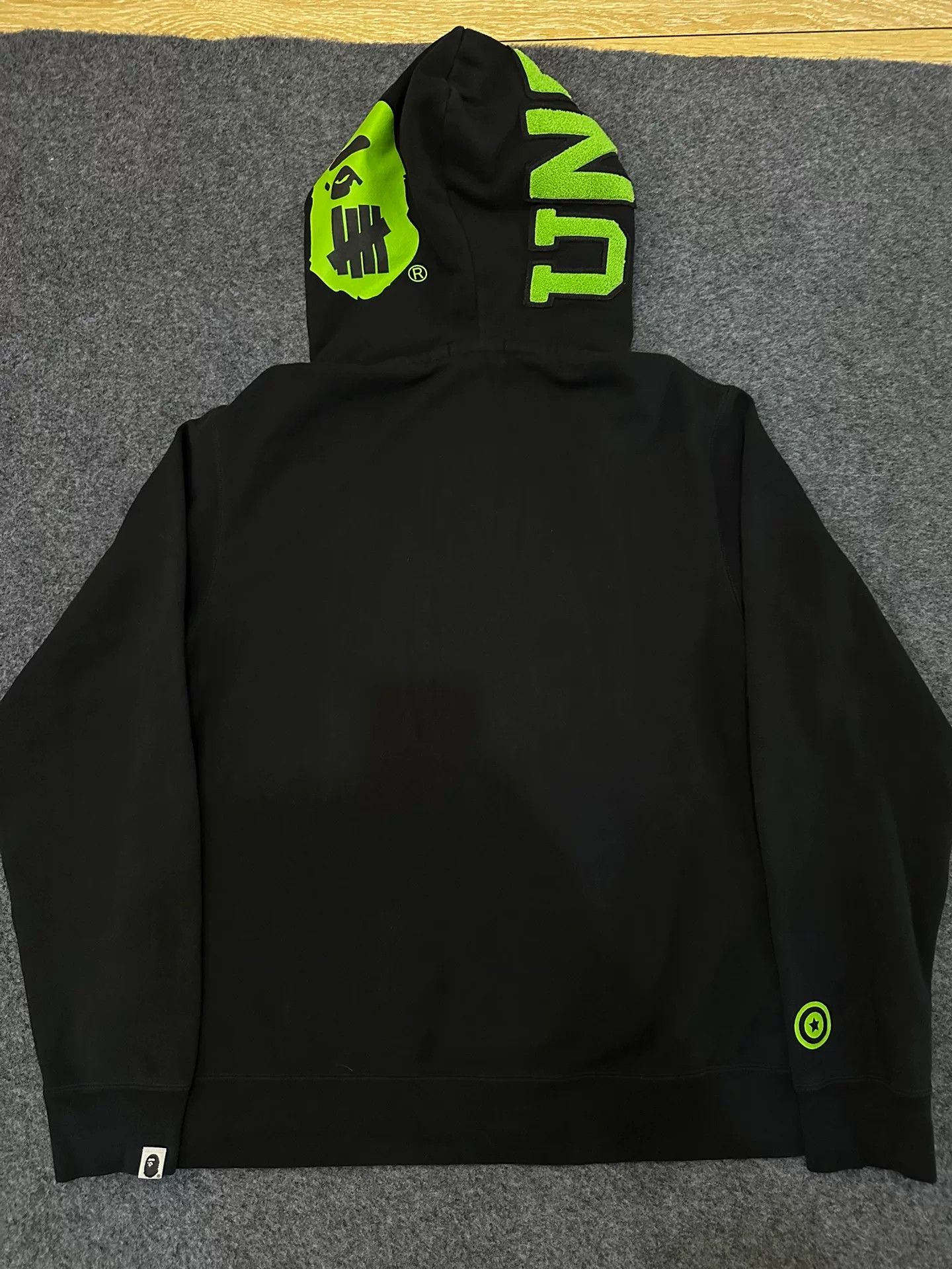 Bape Bape Und Multi Glow Sweatshirt Size US XL / EU 56 / 4 - 2 Thumbnail