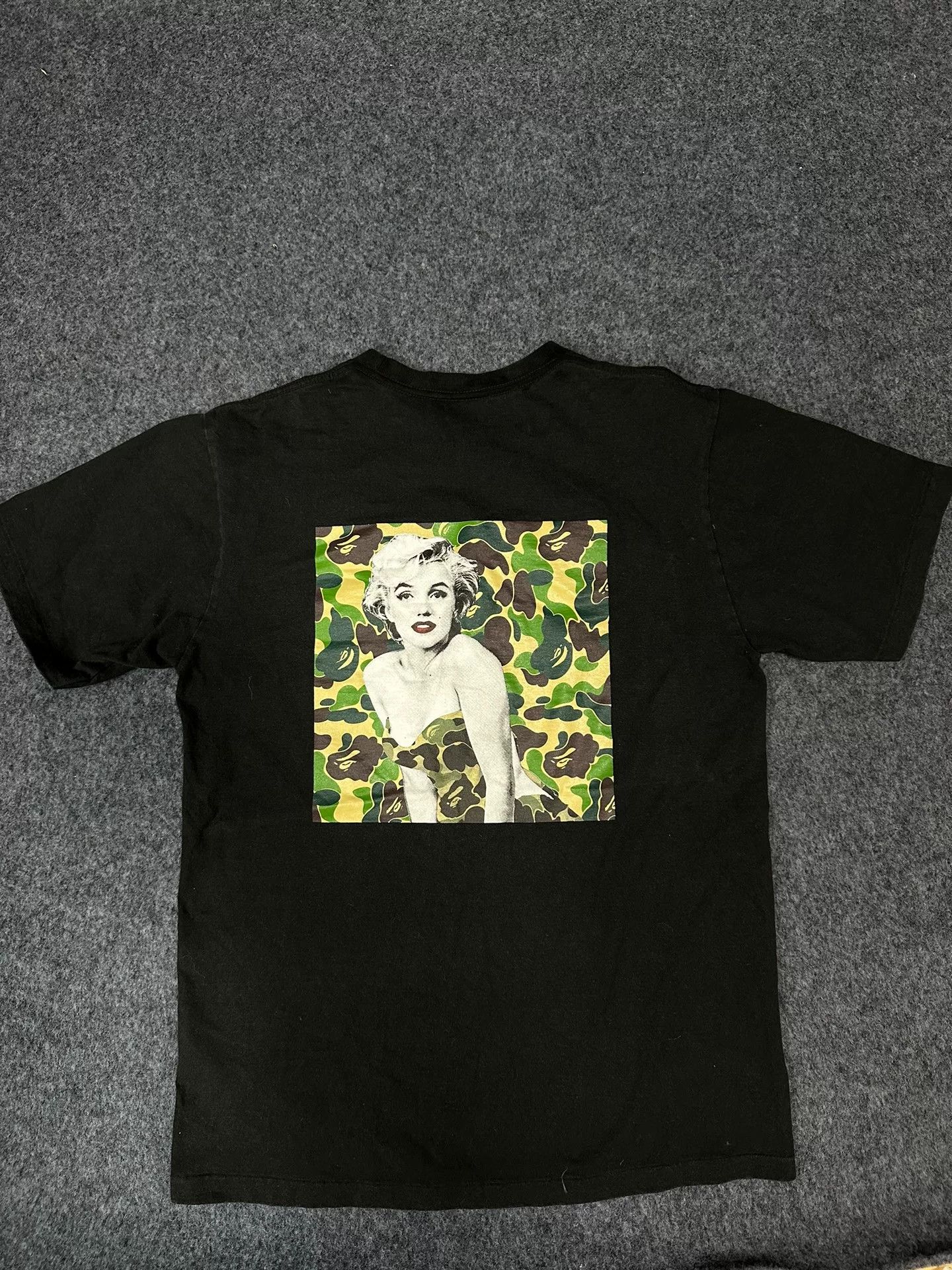 Bape Bape T Multi Glow T-Shirt Casual Size US M / EU 48-50 / 2 - 2 Thumbnail
