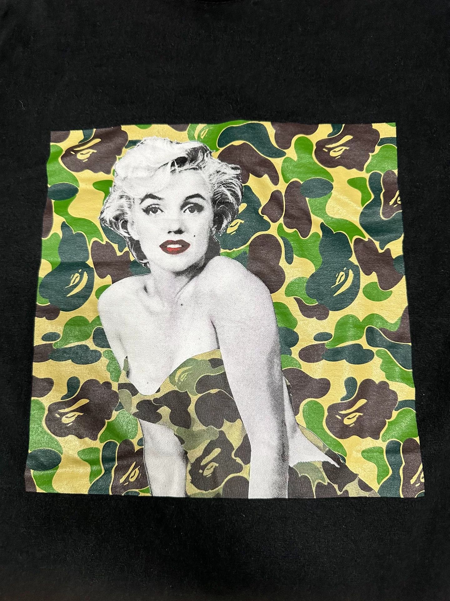 Bape Bape T Multi Glow T-Shirt Casual Size US M / EU 48-50 / 2 - 6 Thumbnail
