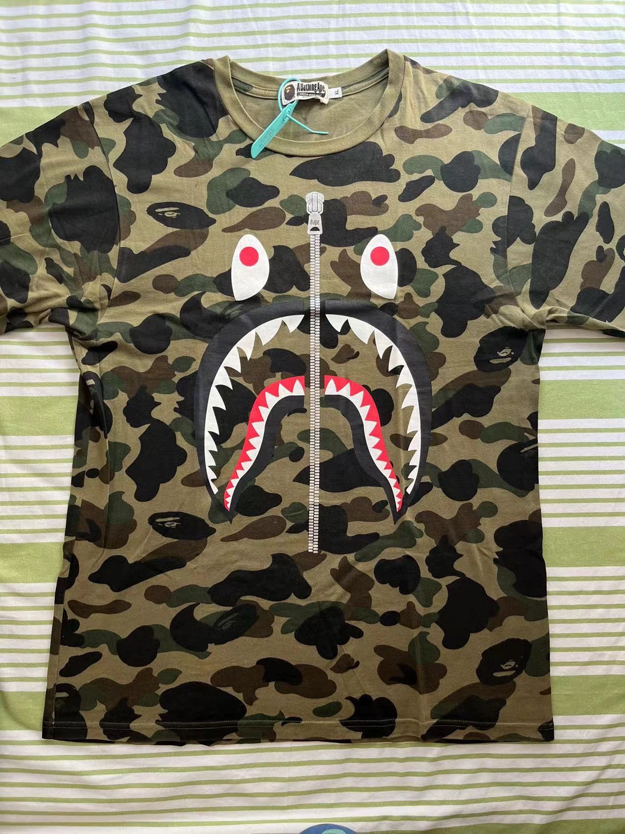 Bape Bape T Shark T-Shirt Casual Short Sleeve Size US XL / EU 56 / 4 - 8 Thumbnail