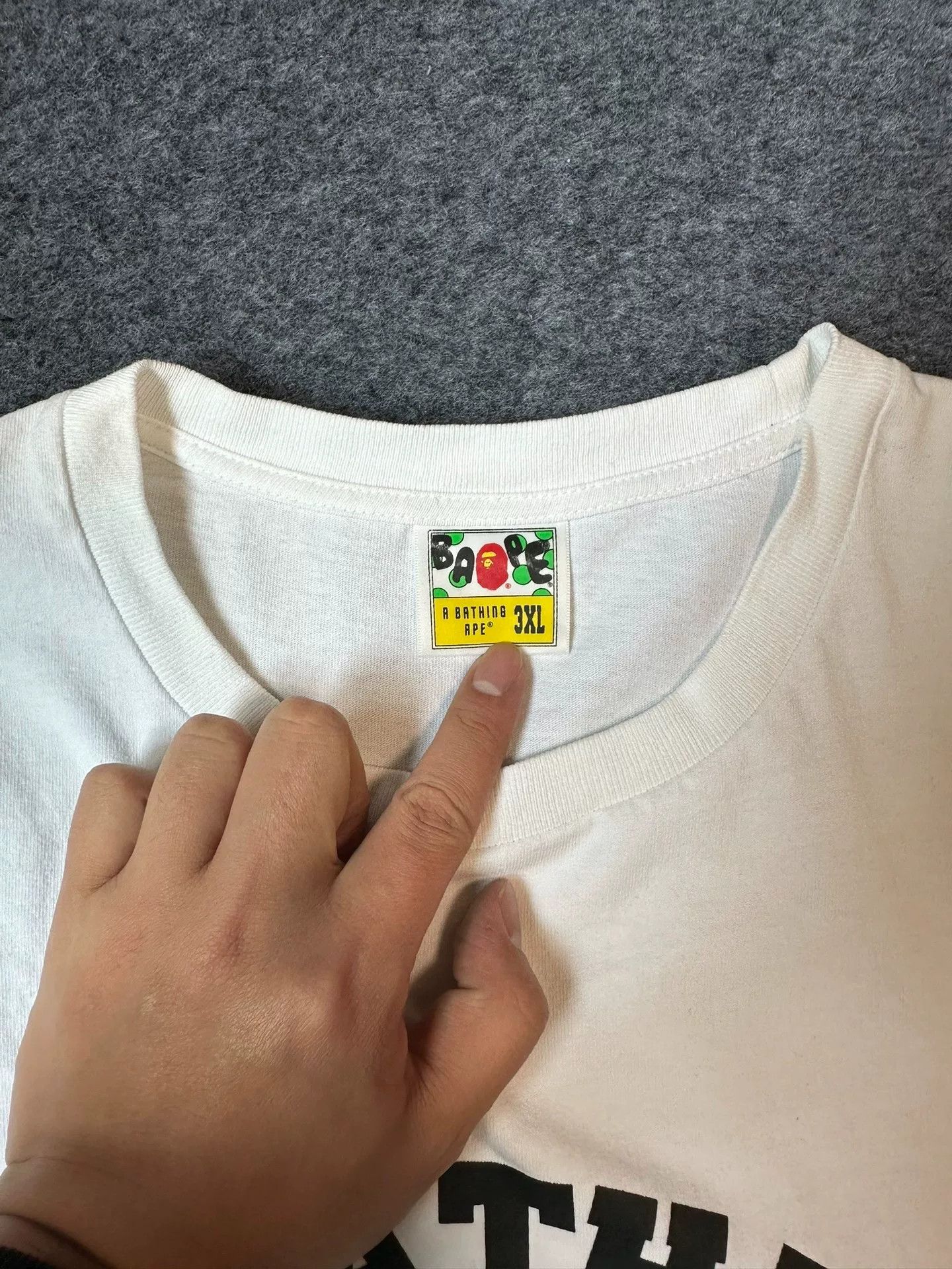 Bape Bape T Multi Shark T-Shirt Casual Size US XXL / EU 58 / 5 - 3 Thumbnail