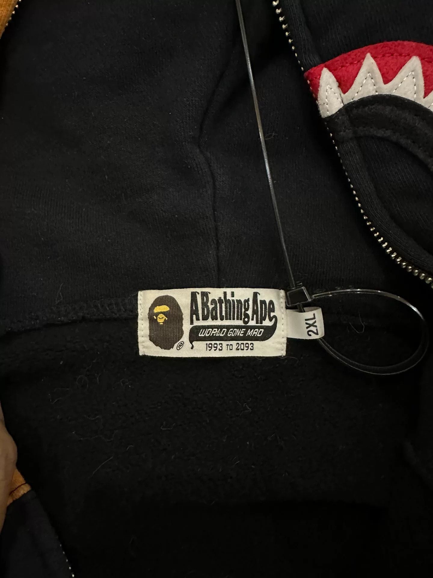 Bape Bape Xo Multi Shark Sweatshirt Size US XXL / EU 58 / 5 - 4 Thumbnail