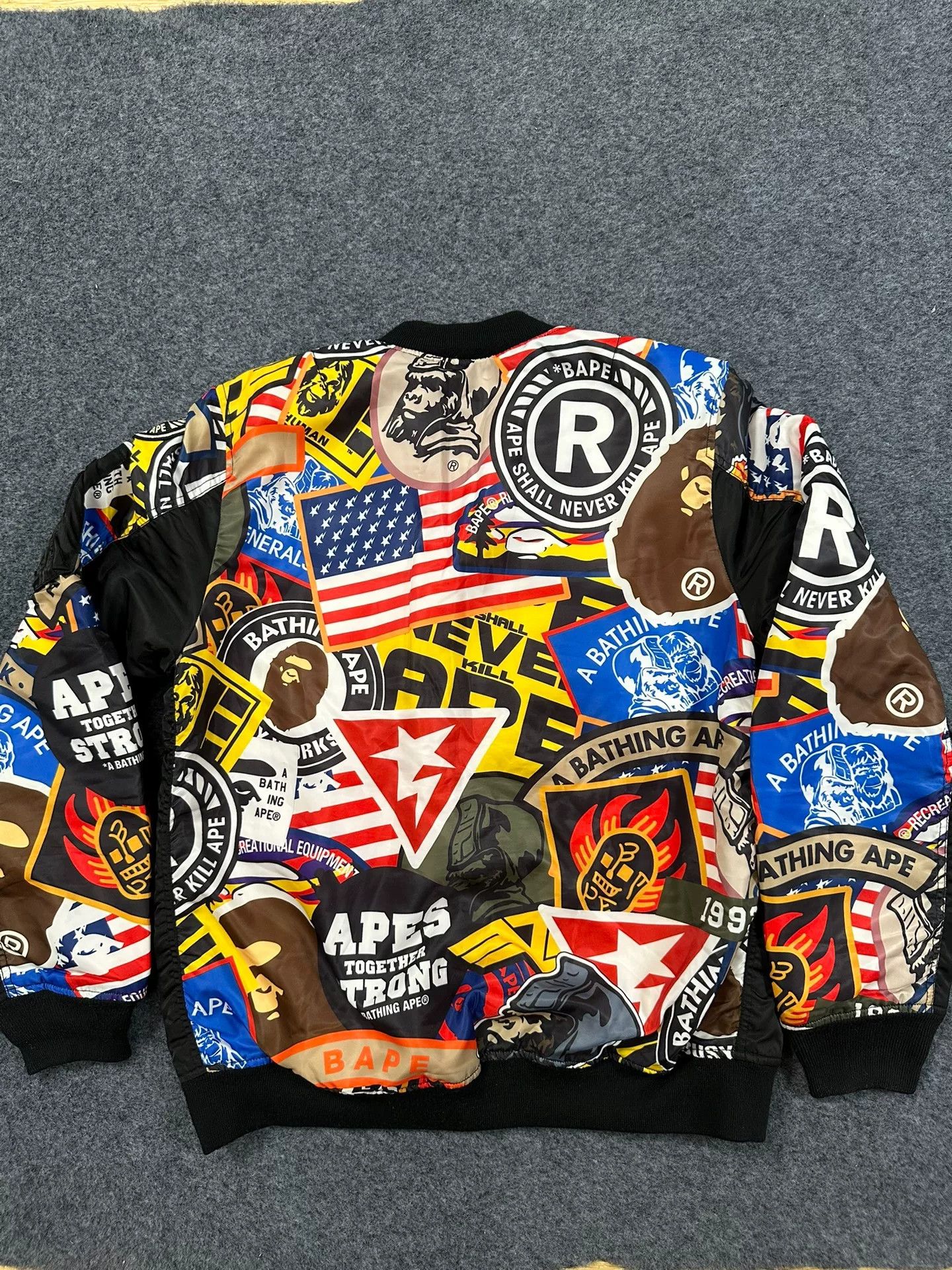 Bape Bape A Multi Shark Jacket Outerwear Size US L / EU 52-54 / 3 - 2 Thumbnail