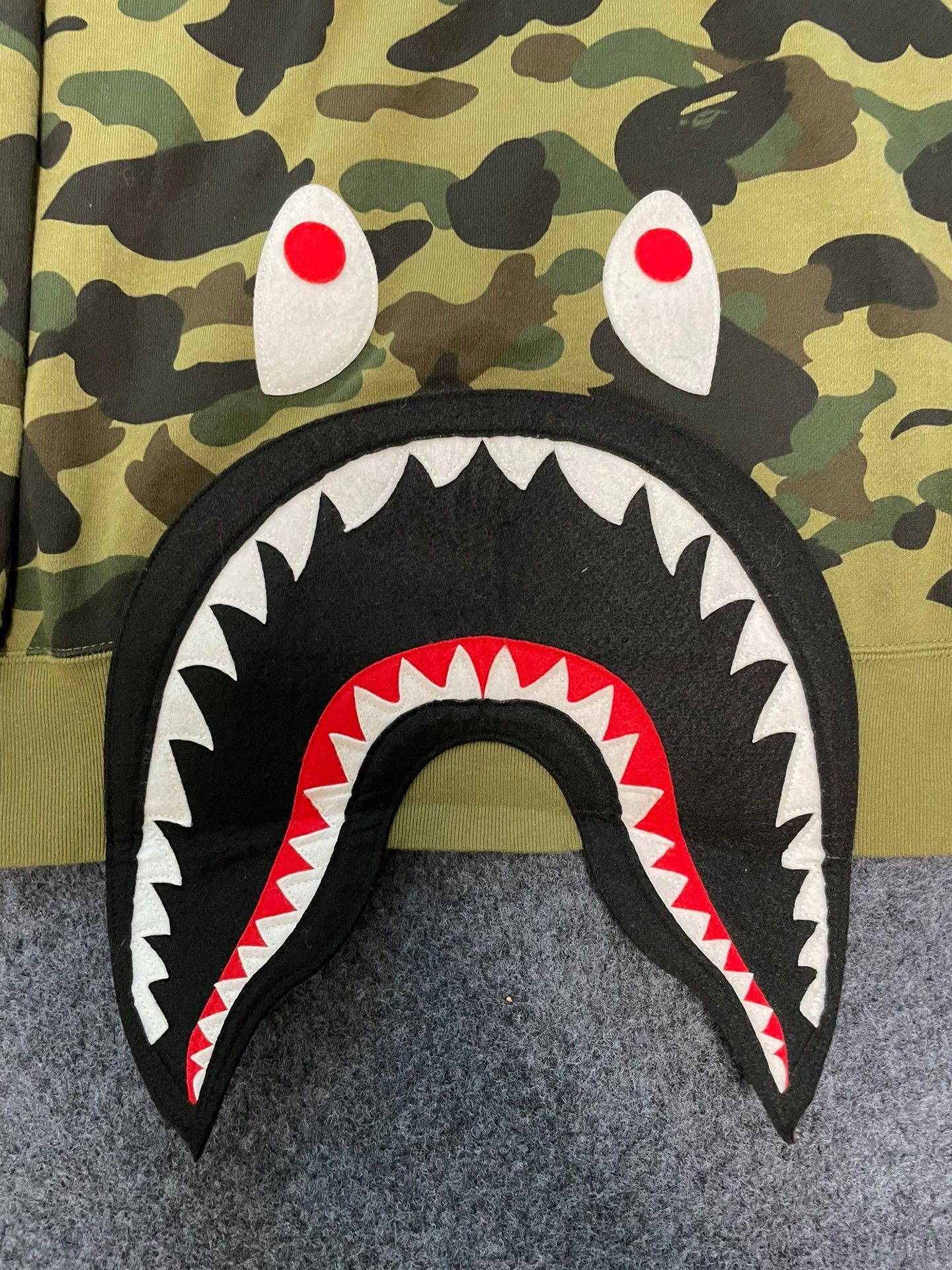 Bape Bape Multi Shark Sweatshirt Pullover Size US M / EU 48-50 / 2 - 9 Thumbnail