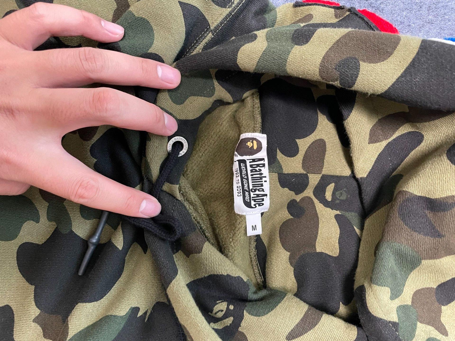 Bape Bape Multi Shark Sweatshirt Pullover Size US M / EU 48-50 / 2 - 5 Thumbnail