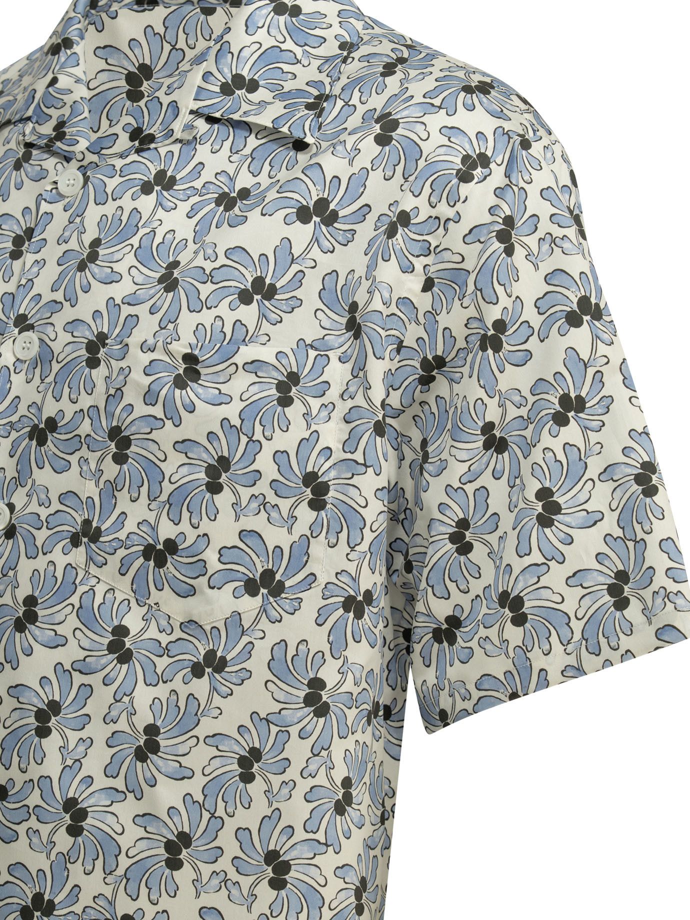 Prada Prada Casual Floral Shirt tag size M Men - USA Duties Paid Size US M / EU 48-50 / 2 - 4 Thumbnail