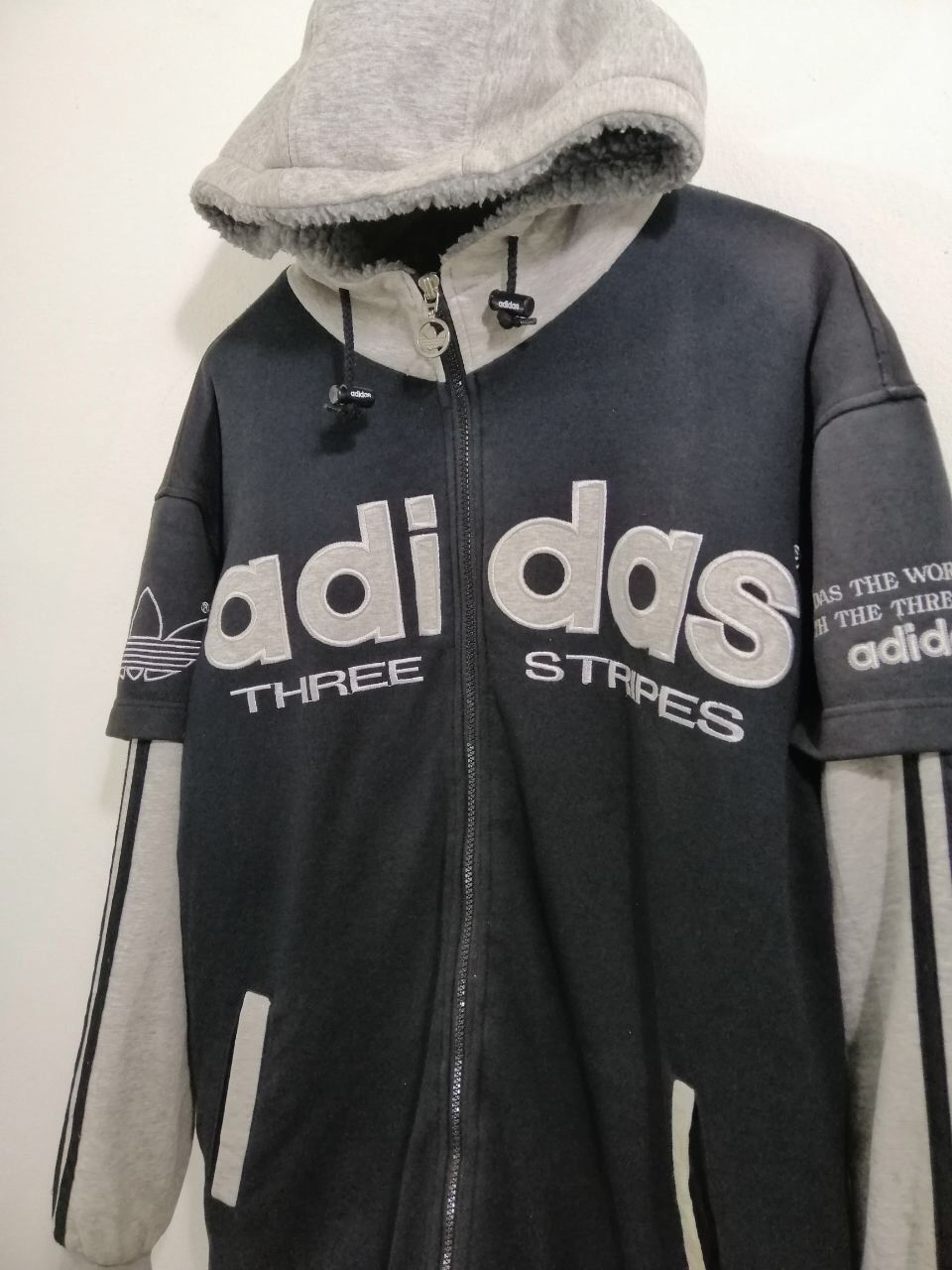 Adidas Vintage Adidas Hoodies Big Logo Design Black Gray Design Size US M / EU 48-50 / 2 - 3 Thumbnail