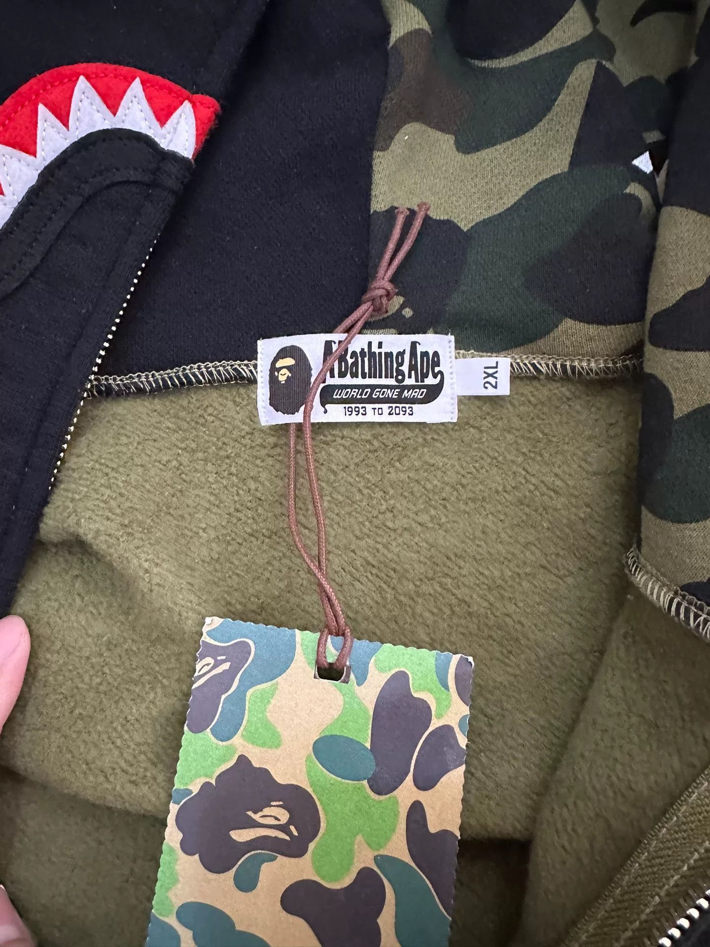 Bape Bape Xxx Multi Shark Sweatshirt Size US XXL / EU 58 / 5 - 4 Thumbnail